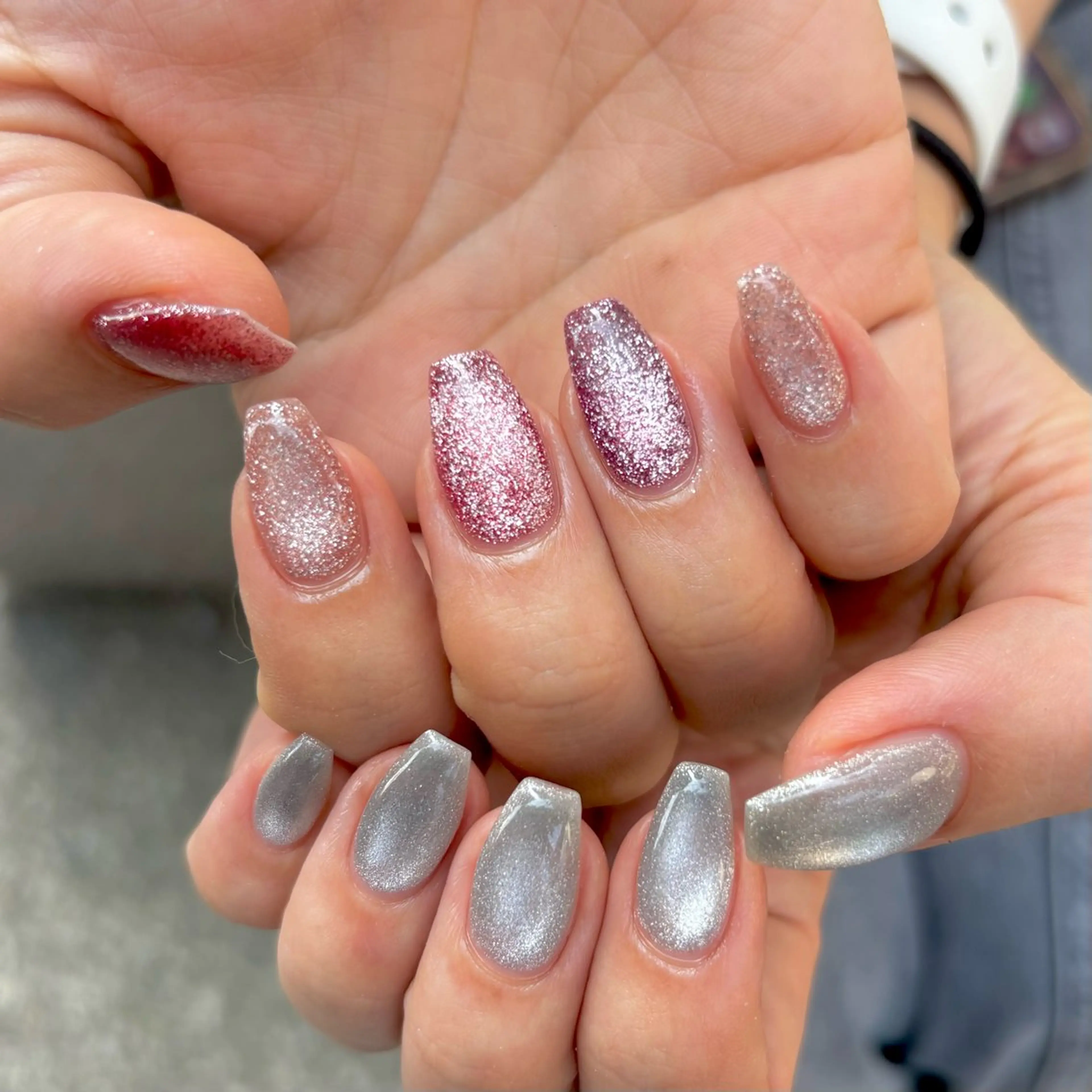 ネイル ハンドネイル . 未來のネイルデザイン