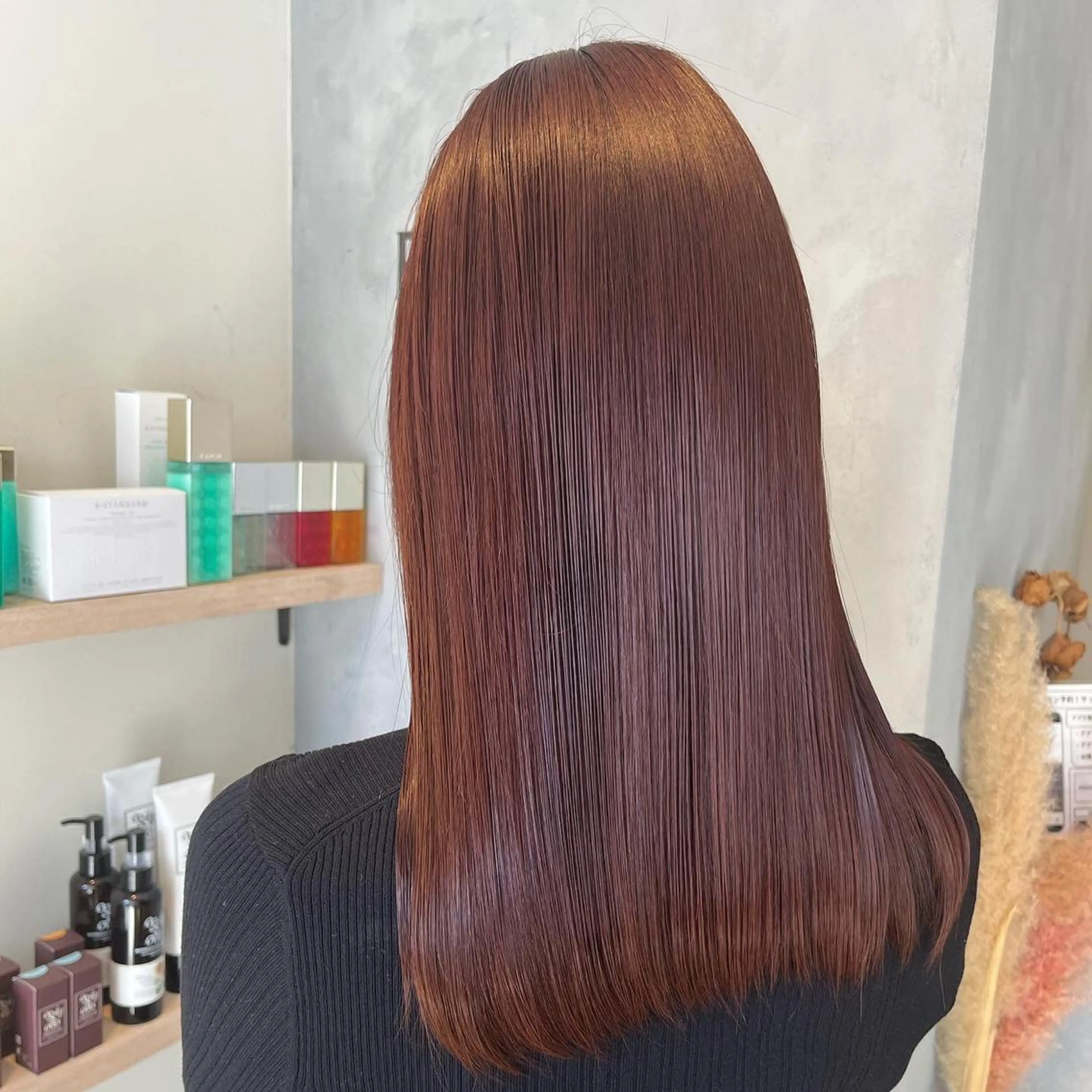 セミロング ヘアカラー mai ROCCOのヘアスタイル