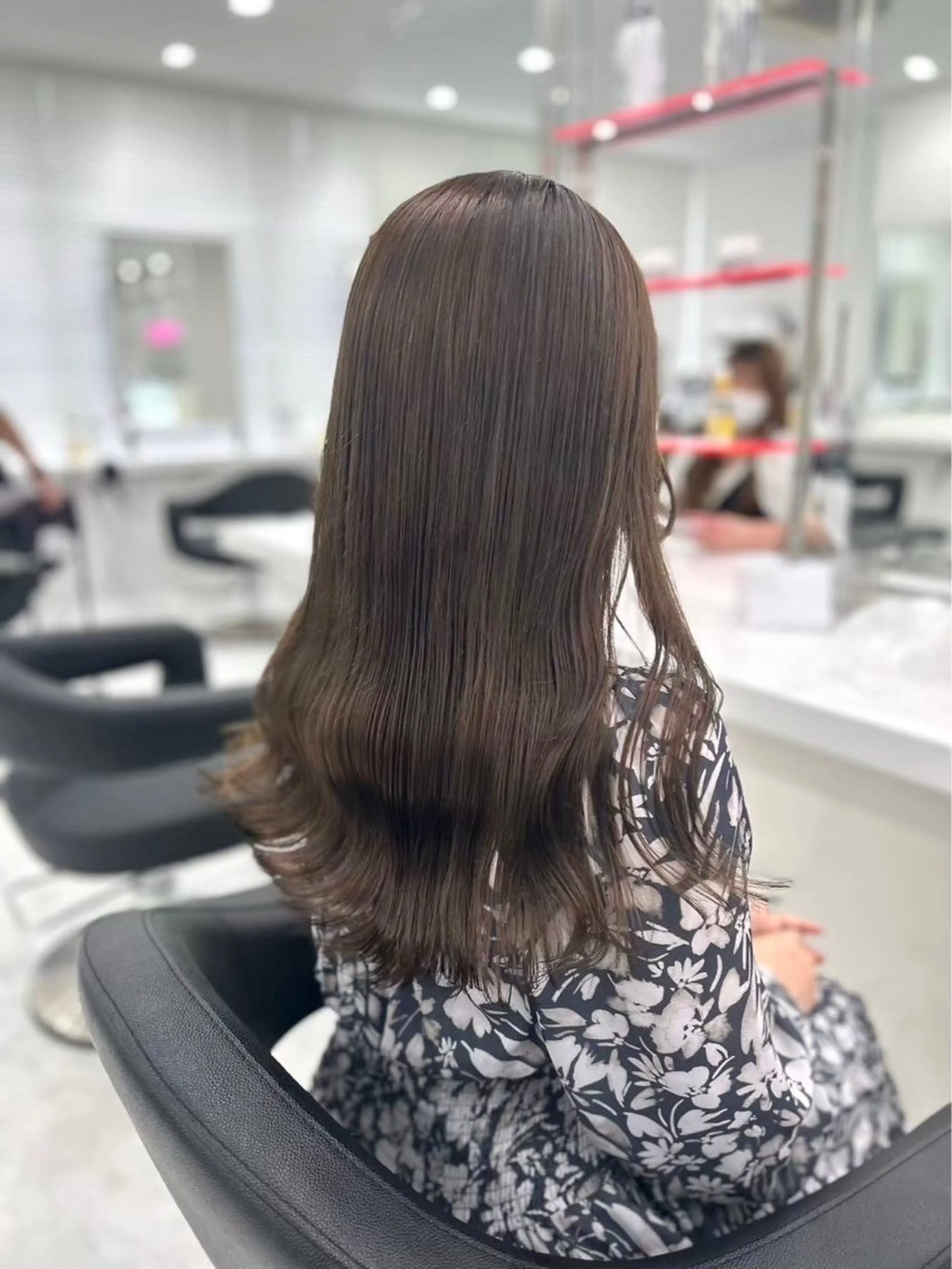 ロング カラー ヘアカラー トリートメント 海外風ブリーチなし 🫒Rion🫒🩶のヘアスタイル