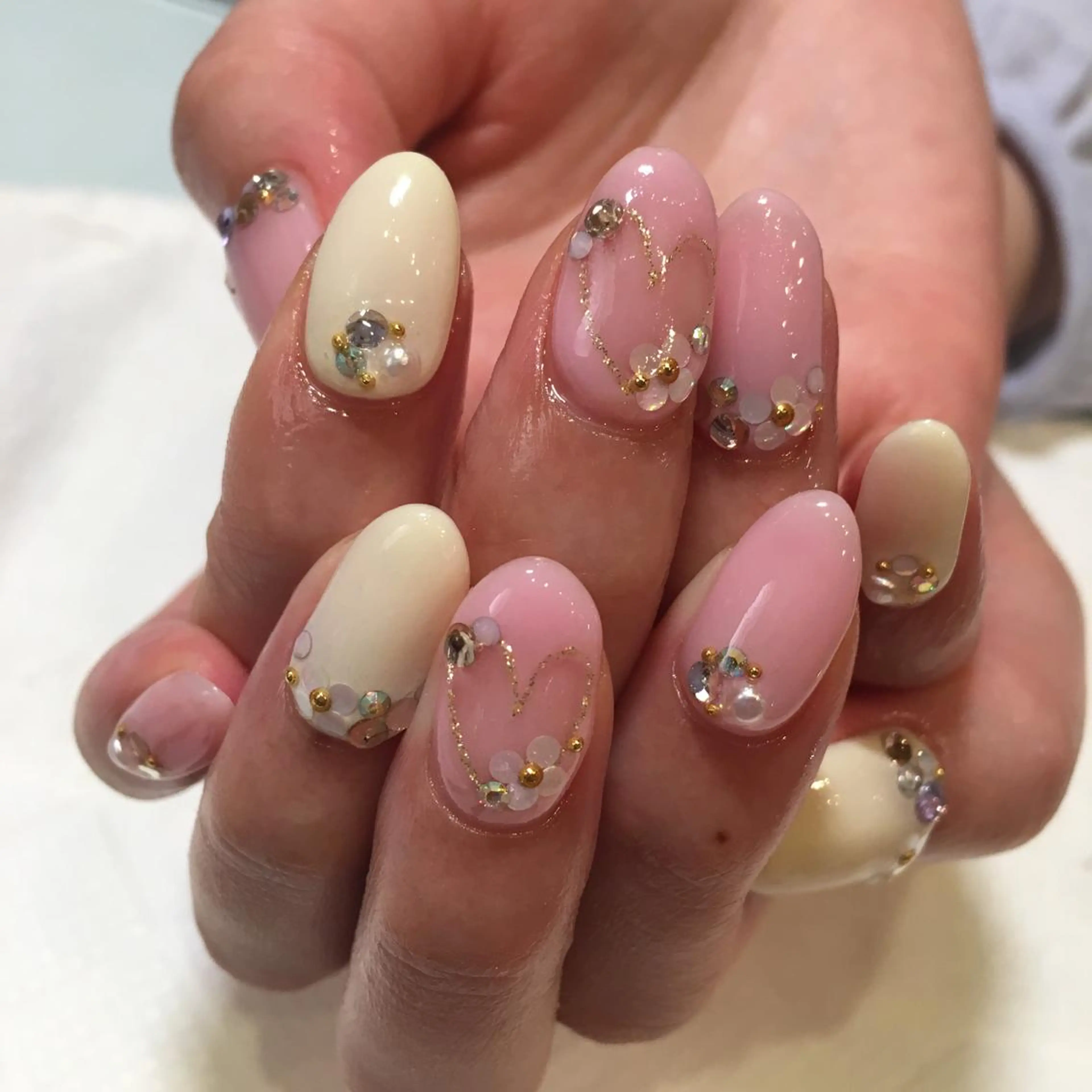 ネイル フラワーネイル Nailroom Mocaのネイルデザイン