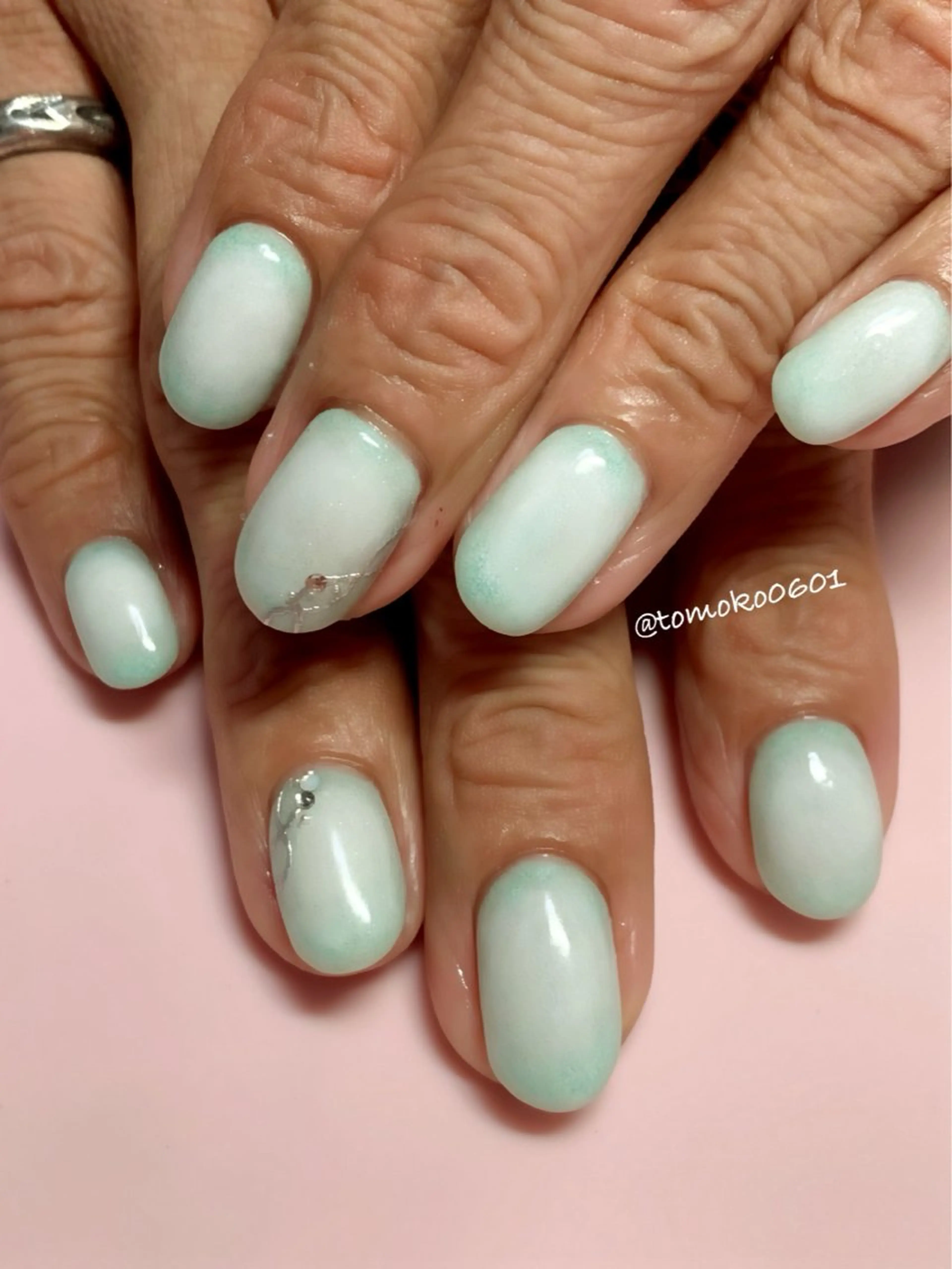 ネイル ハンドネイル 浦和 ペルテネイルのネイルデザイン