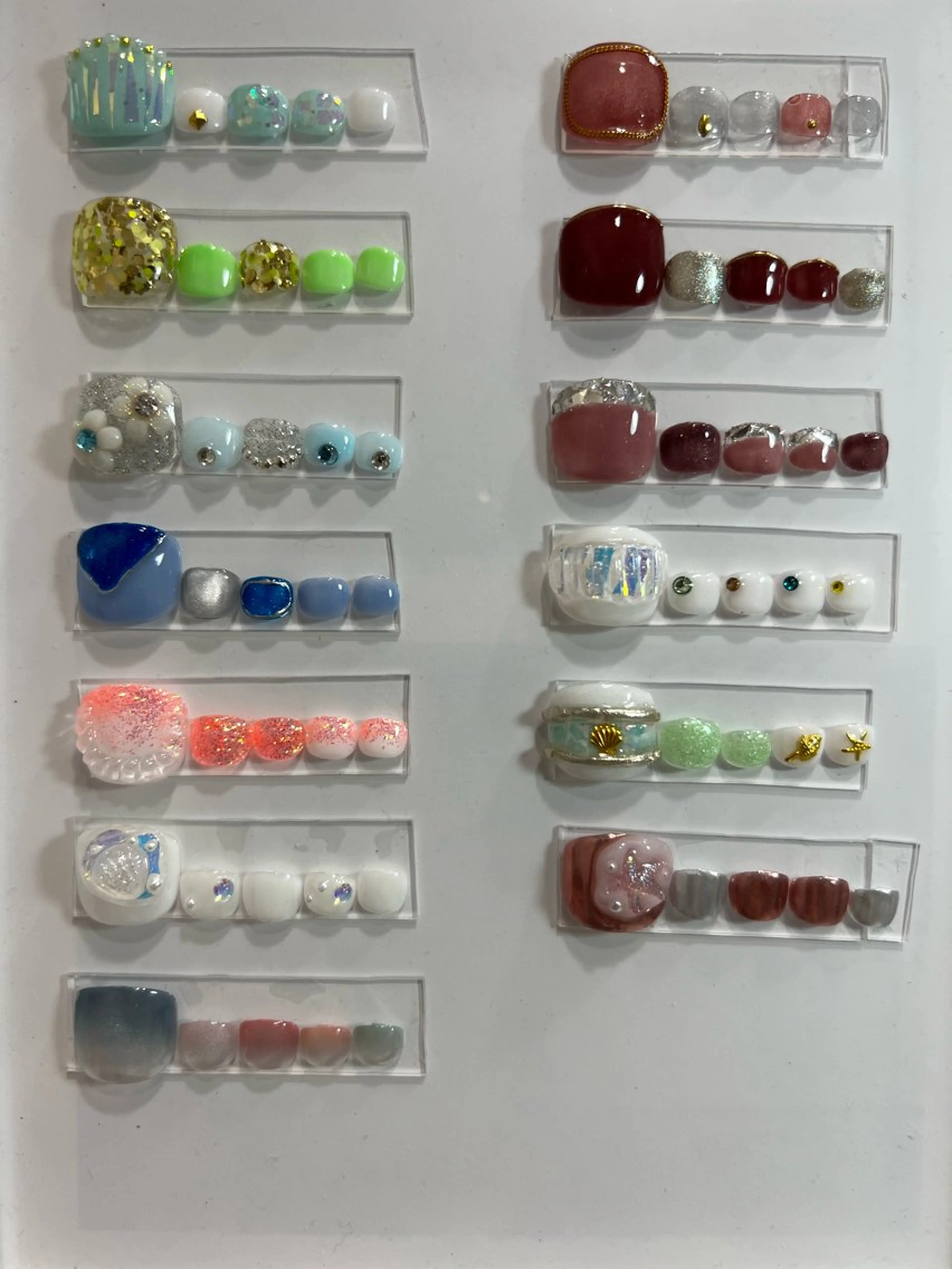 ネイル Luminous ⭐︎のネイルデザイン