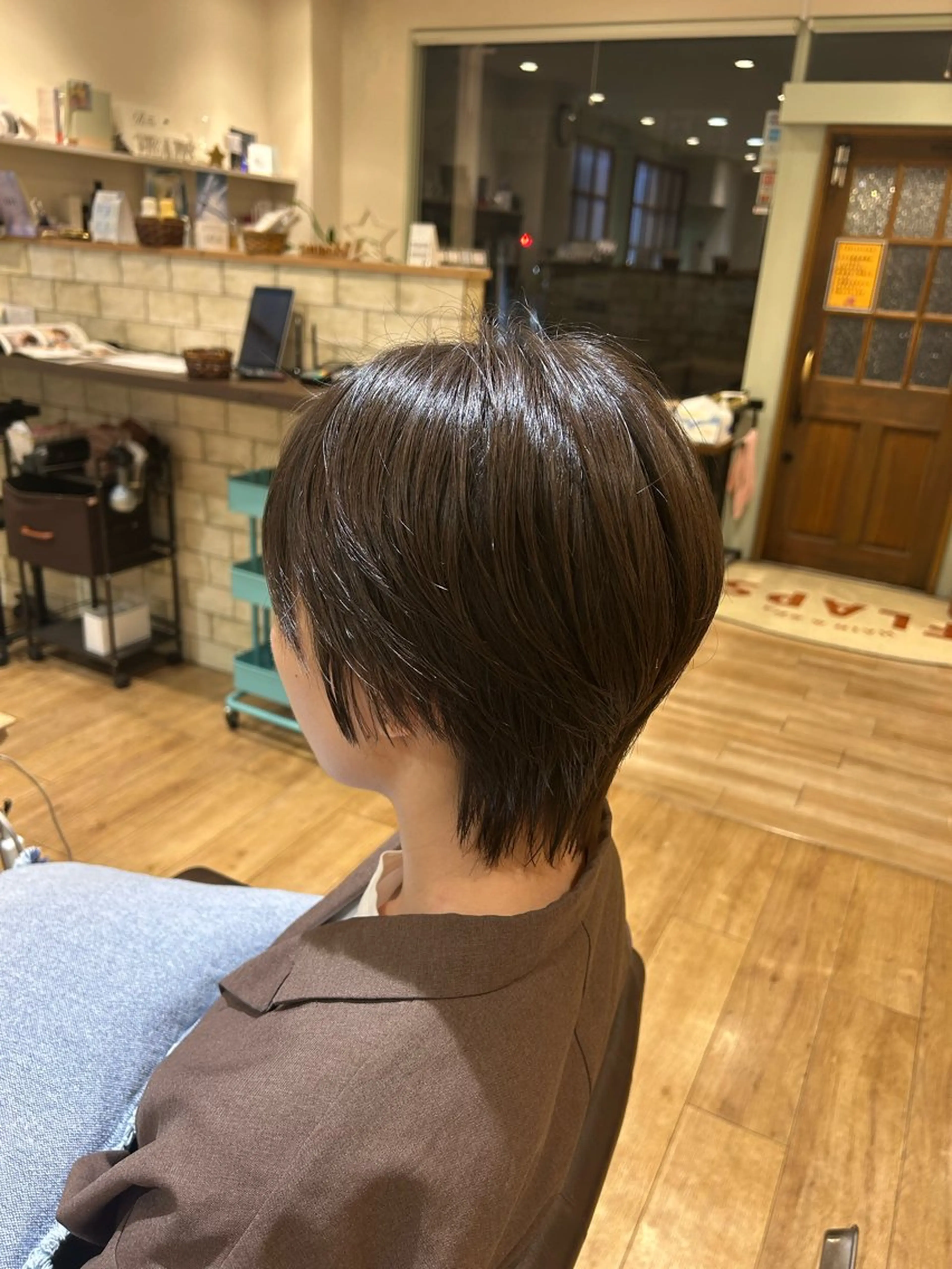 レディースショートメンテナンスカットの写真