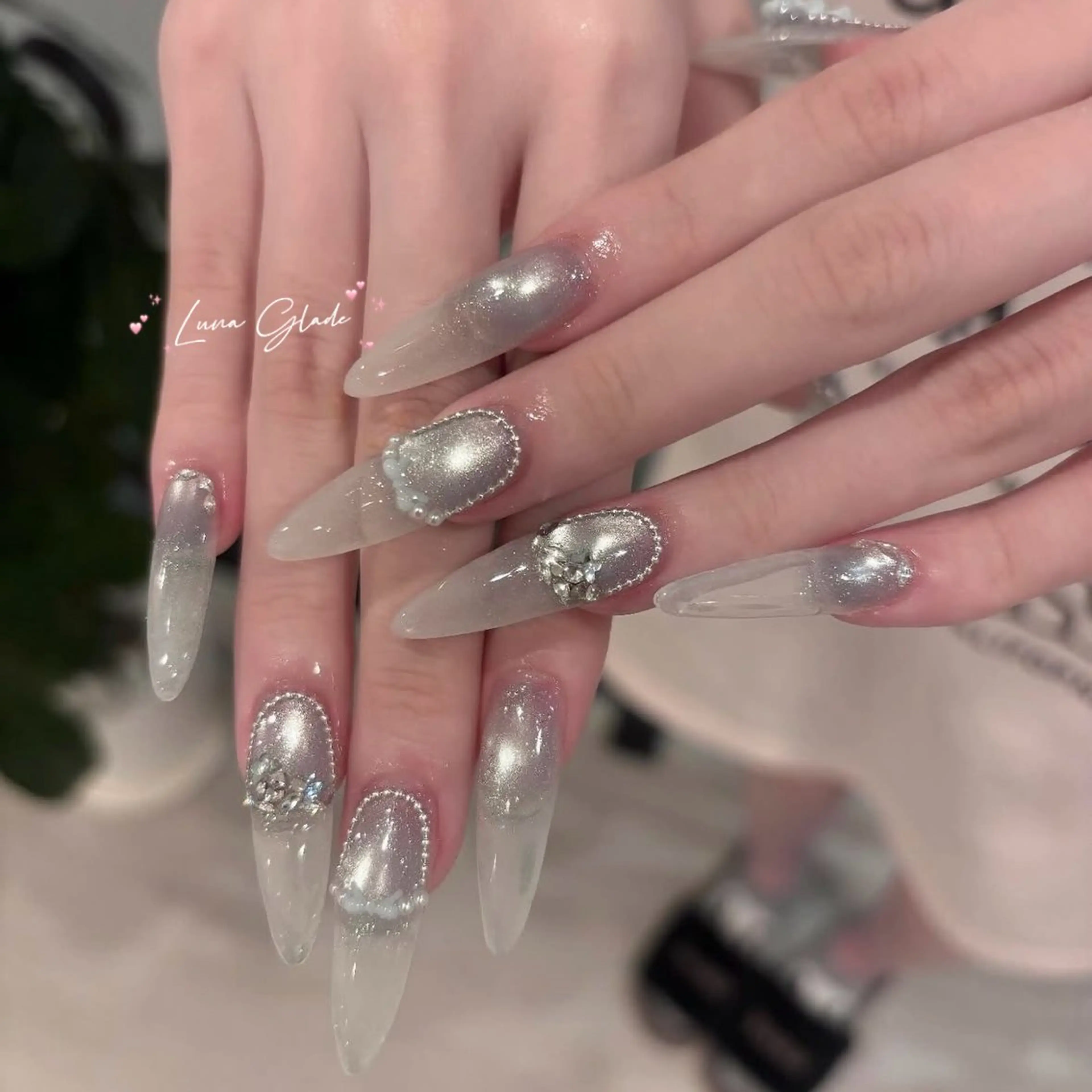 ネイル ハンドネイル Luna Glade Nail Salon所属・Luna Gladeのネイルデザイン