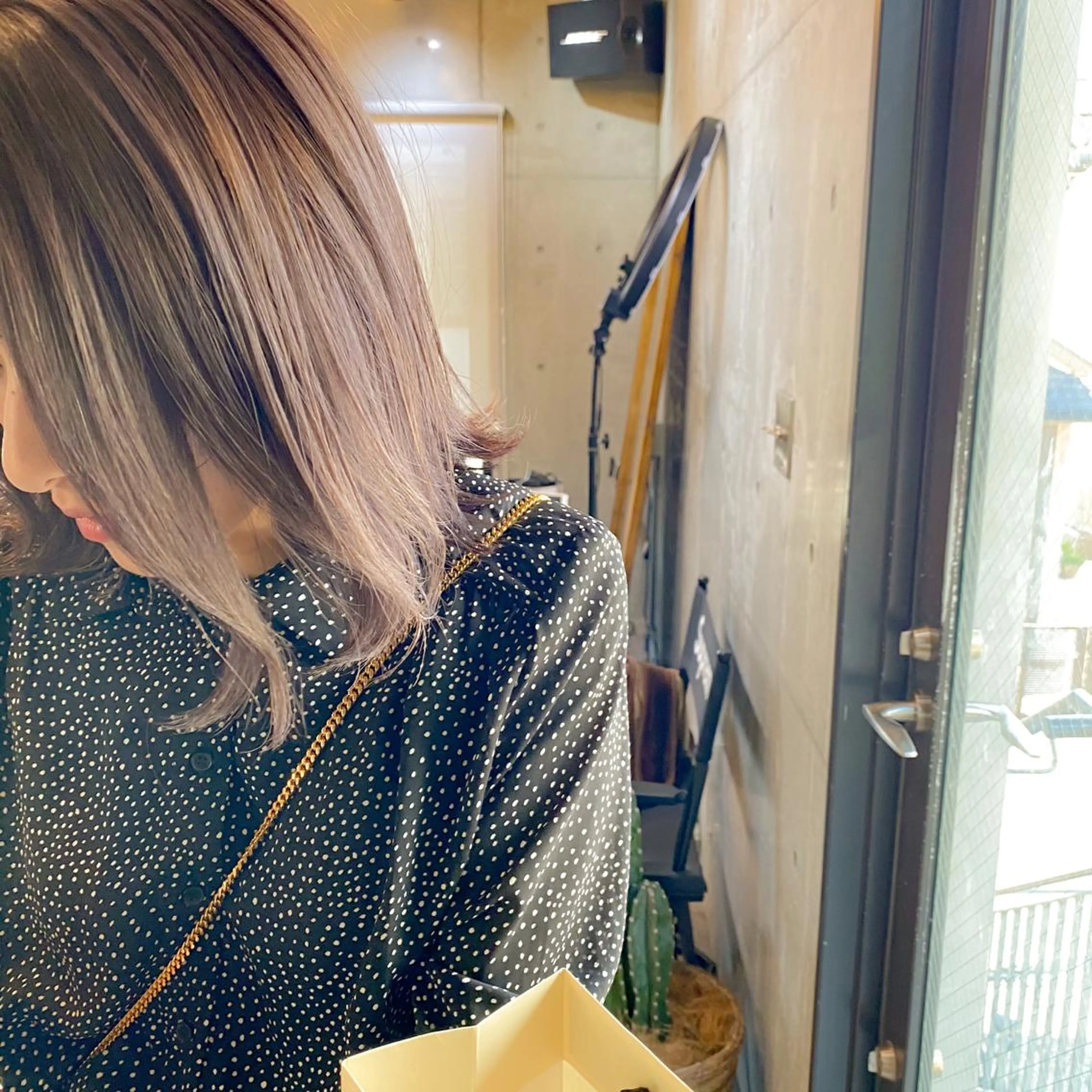 ミディアム カラー 艶髪ブリーチ 永井竜也のヘアスタイル