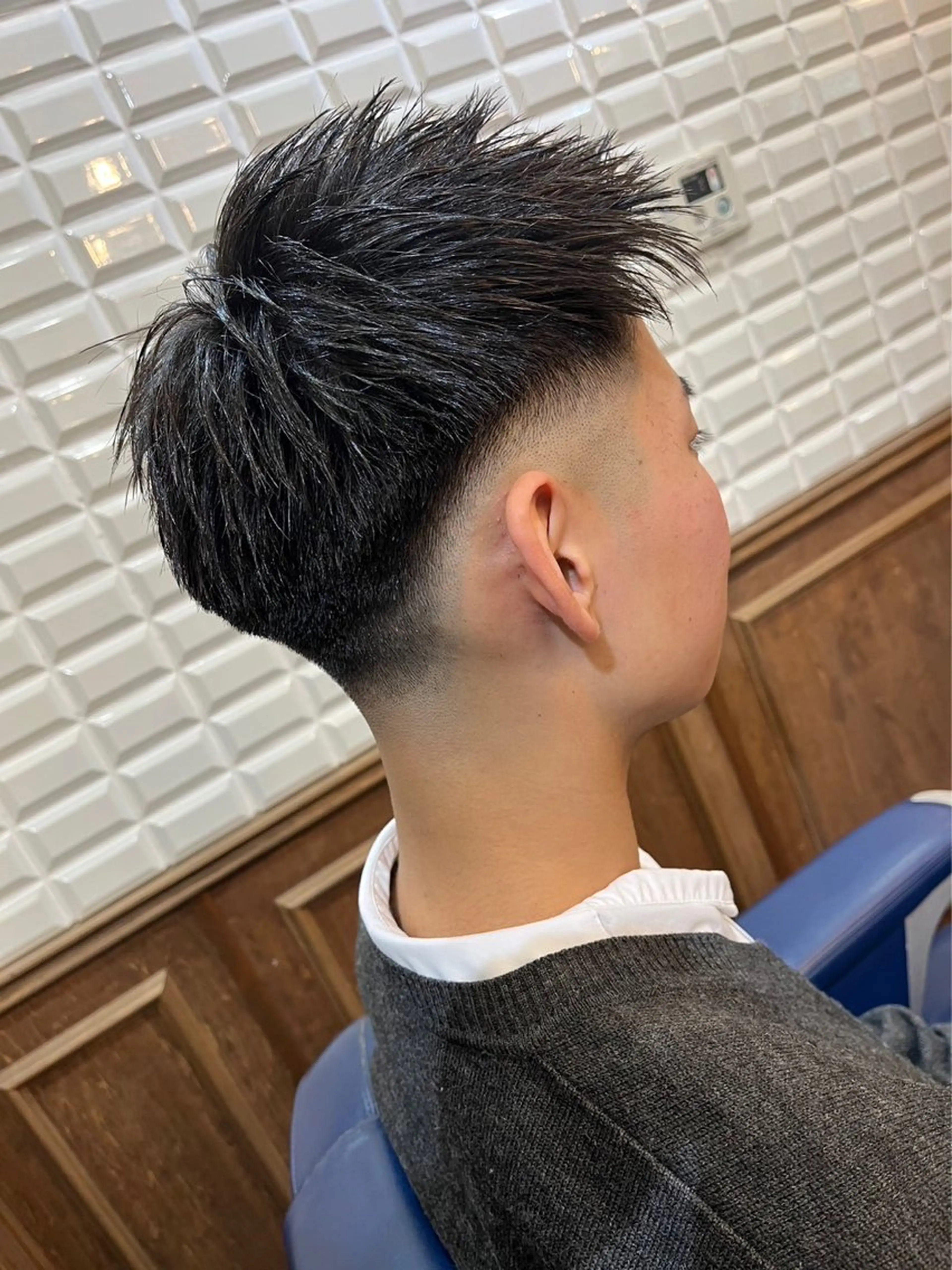 ショート メンズ フェードカット スキンフェード カット トリートメント ルピナス中田店長 山口大地のヘアスタイル