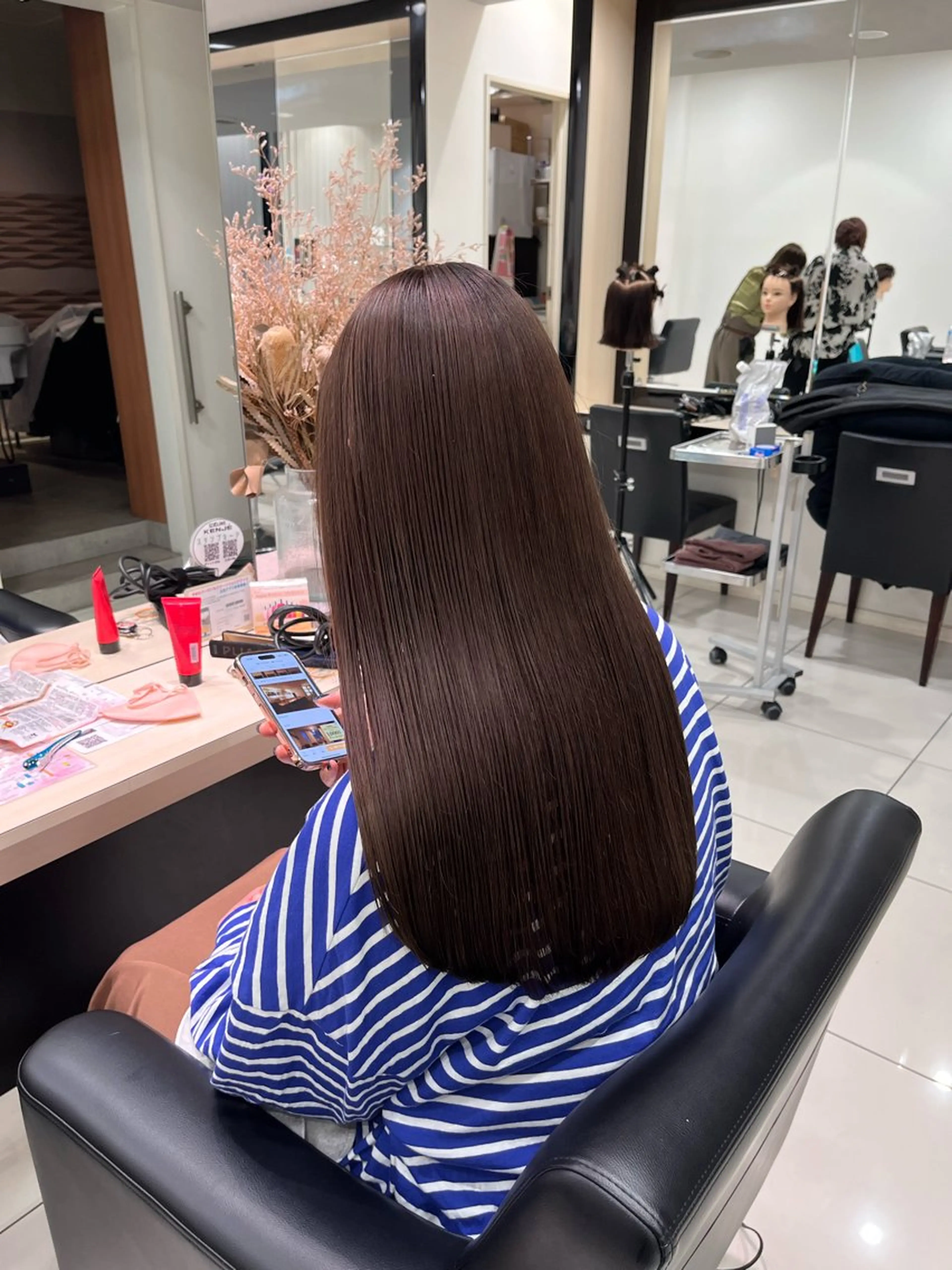 ロング ‎‪🩰 艶髪ト レンド しおり🔅のヘアスタイル