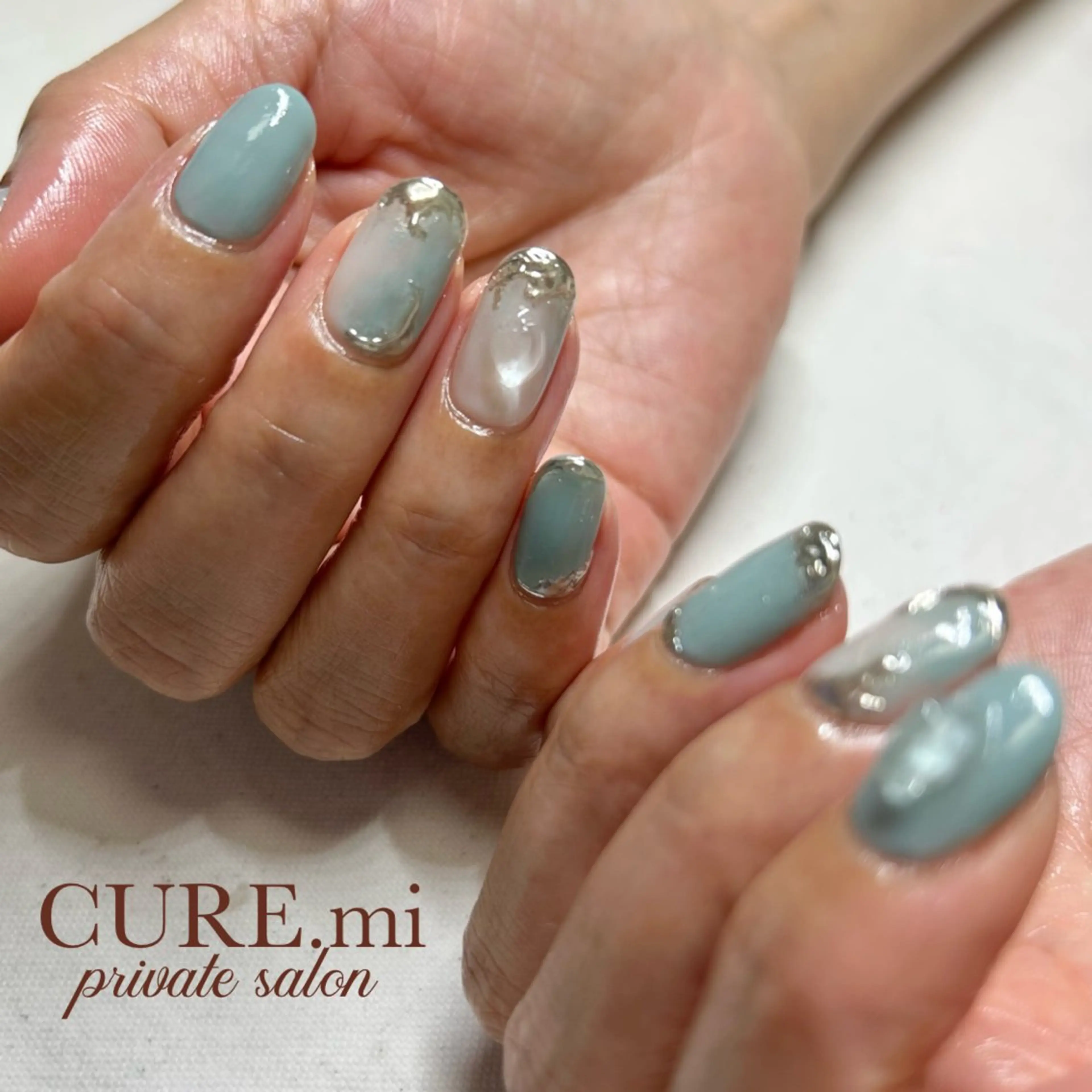 ネイル ミラーネイル ニュアンスネイル ハンドネイル ハンドケア CURE.mi所属・伊藤 美香のネイルデザイン