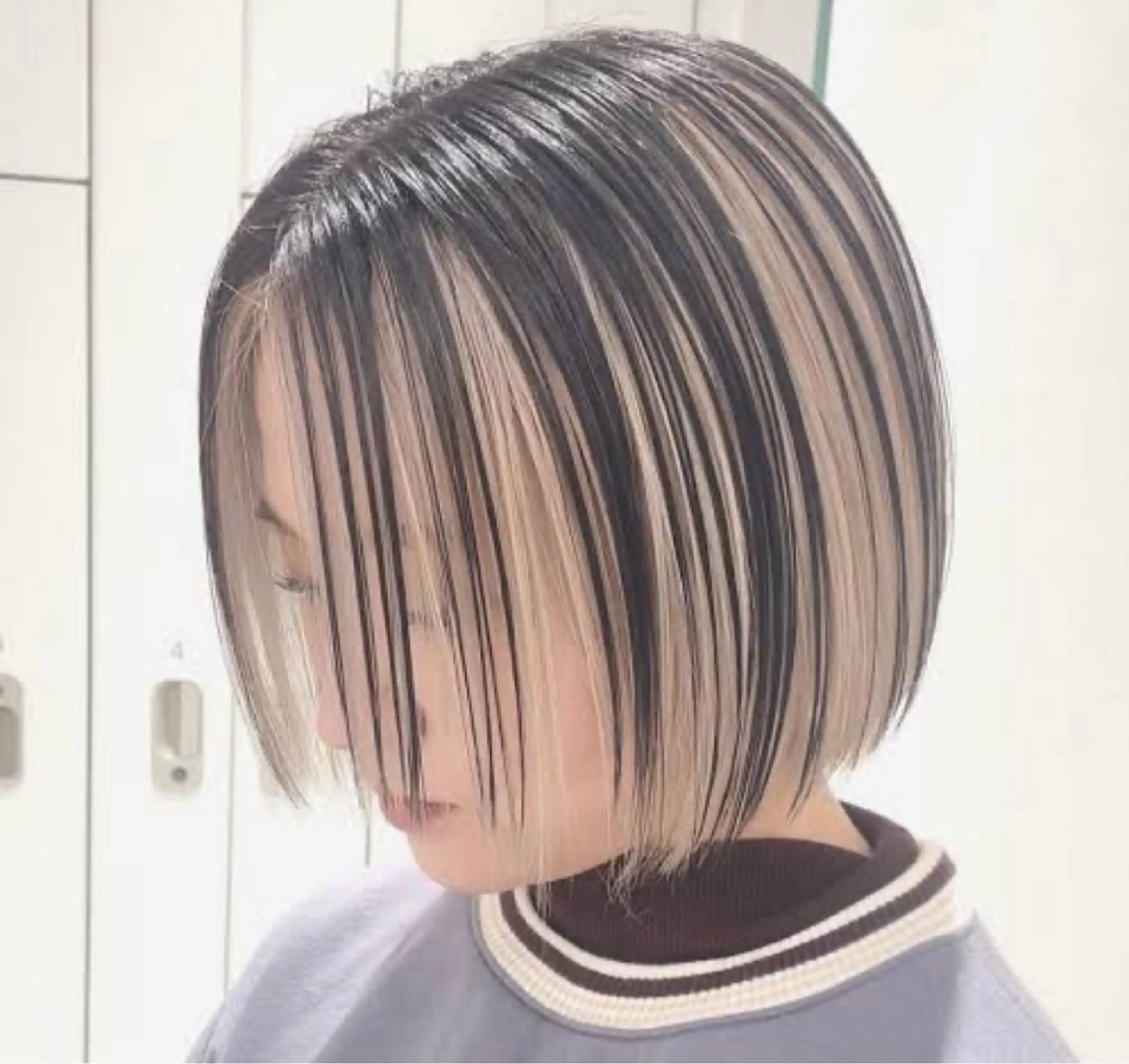カラー 松原香乃/レイヤー /シールエクステのヘアスタイル