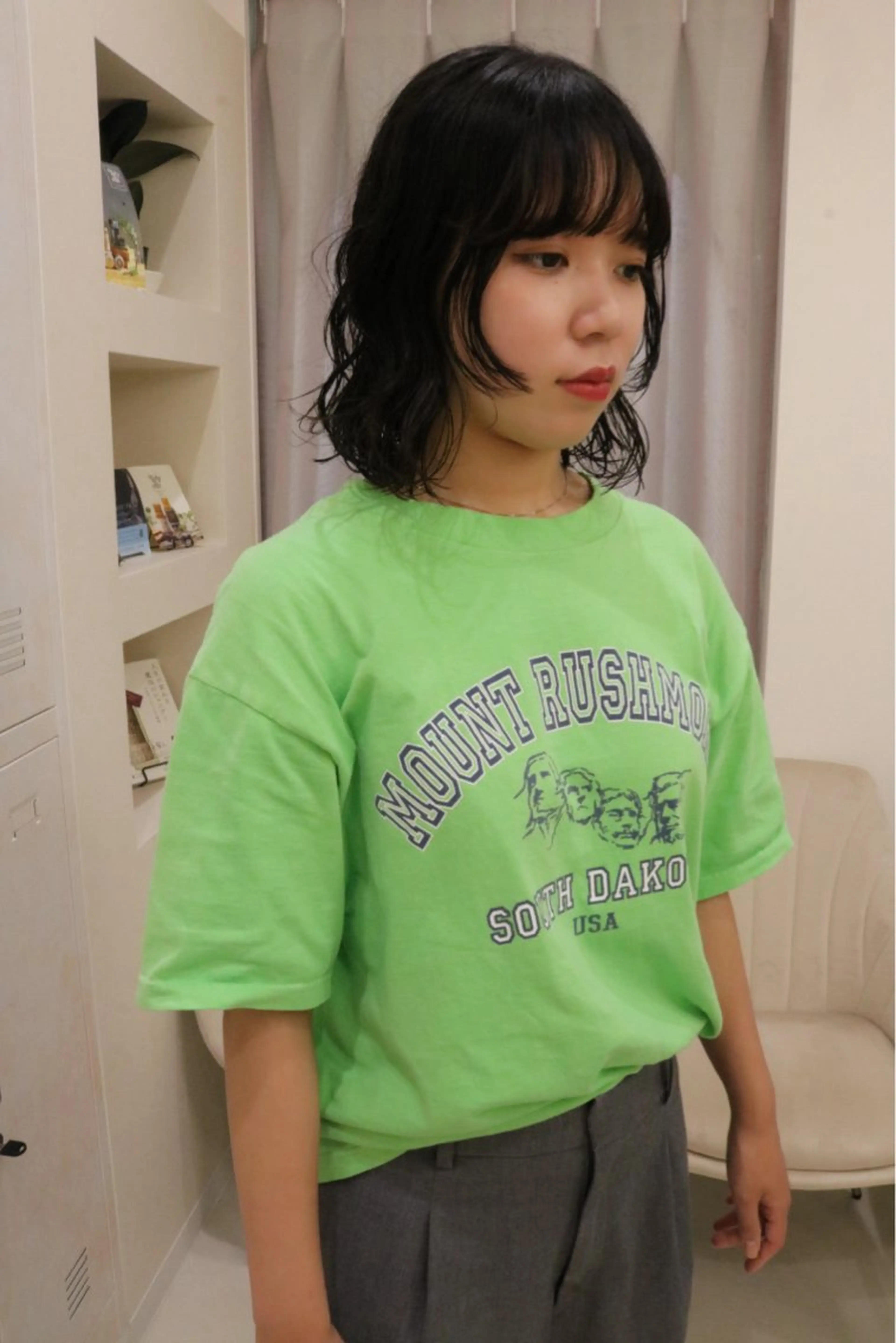 ミディアム パーマ カット パーマ トリートメント 松村 澪里のヘアスタイル