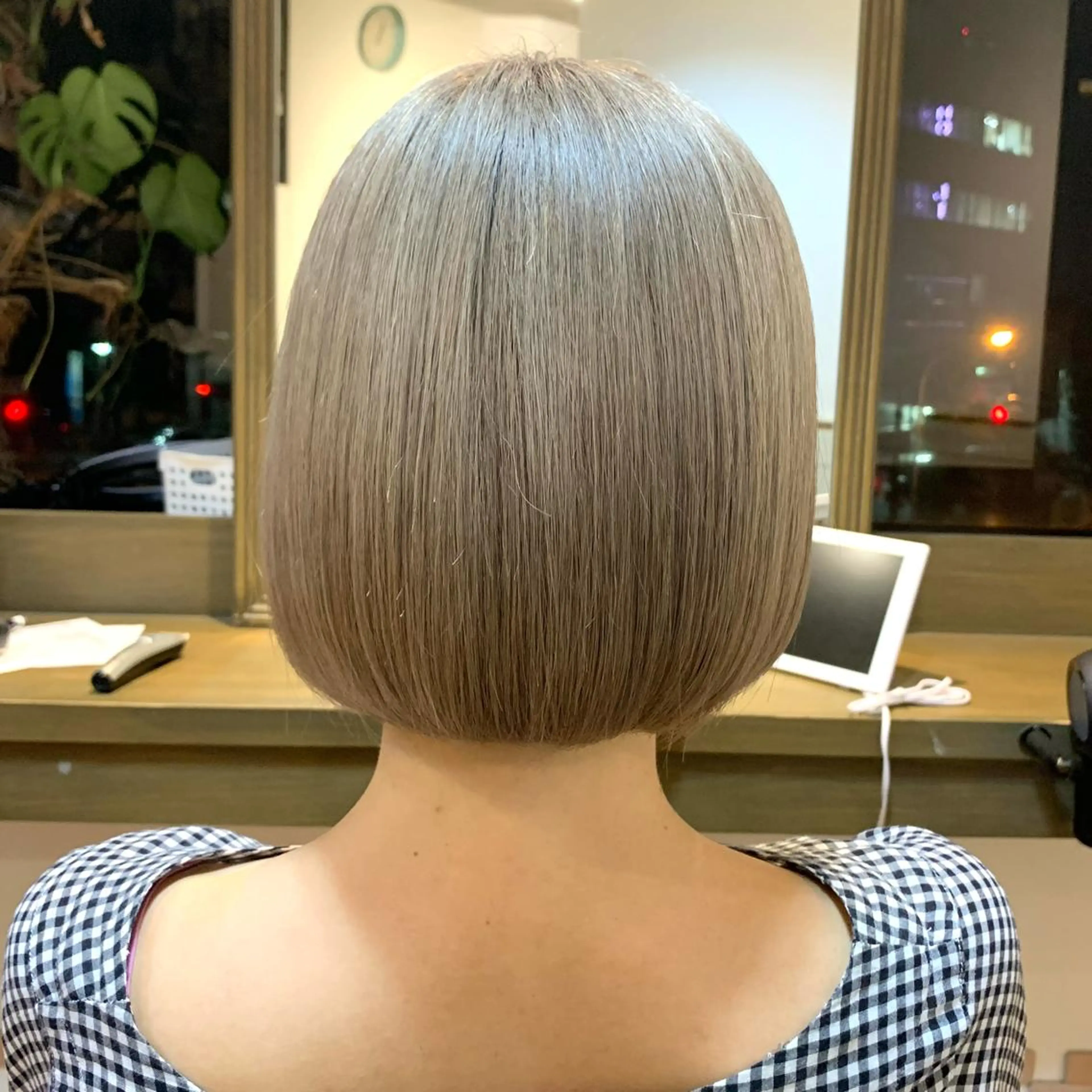 ミディアム カラー ベージュカラー ミルクティーベージュ ボブ カット ヘアカラー トリートメント パーソナルカラー× 髪質改善✨藤田透のヘアスタイル