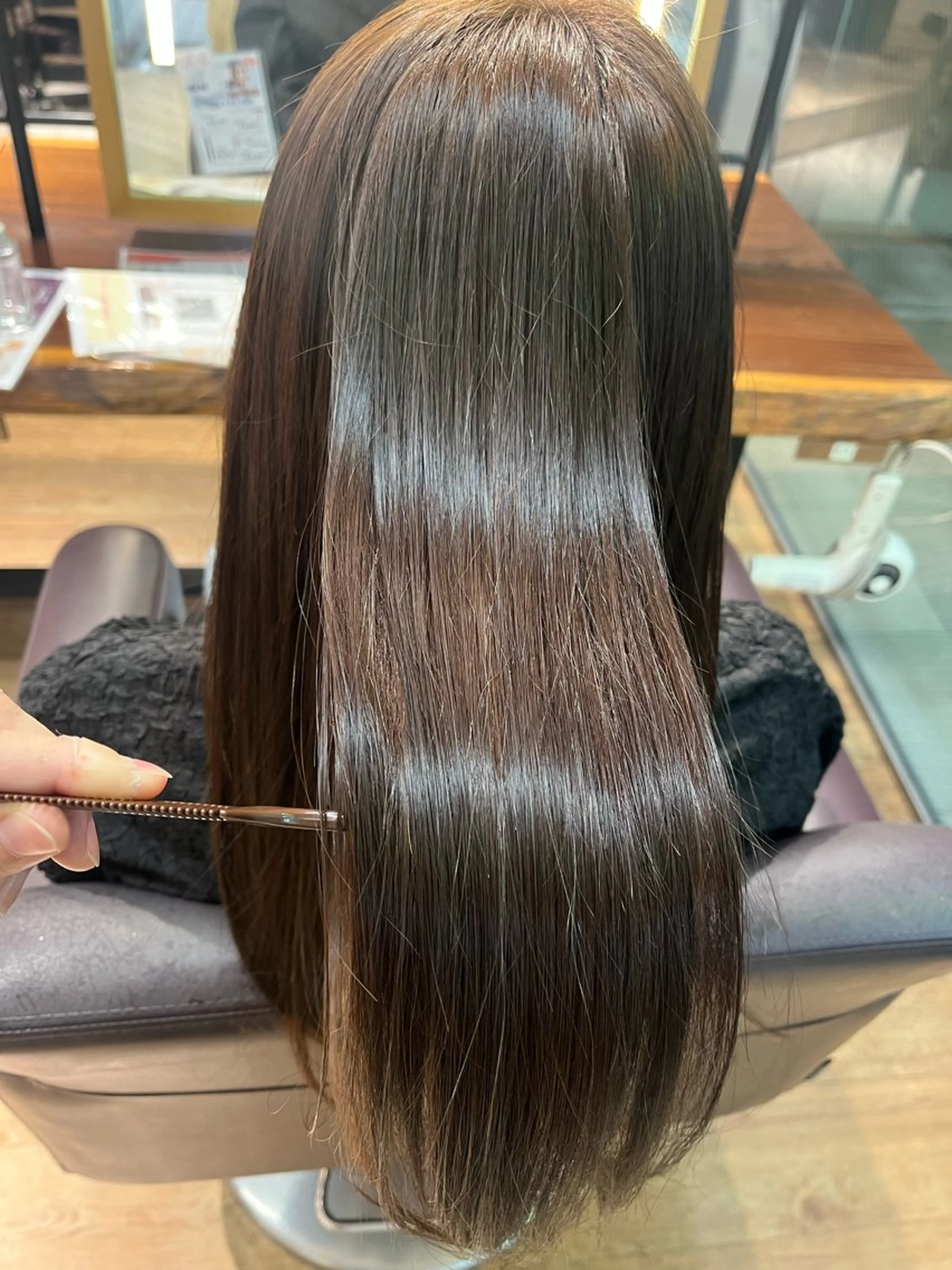 ロング カラー アッシュ ベージュカラー 髪質改善 トリートメント ヘアカラー トリートメント 似合わせカラー/ 髪質改善/ストレートのヘアスタイル