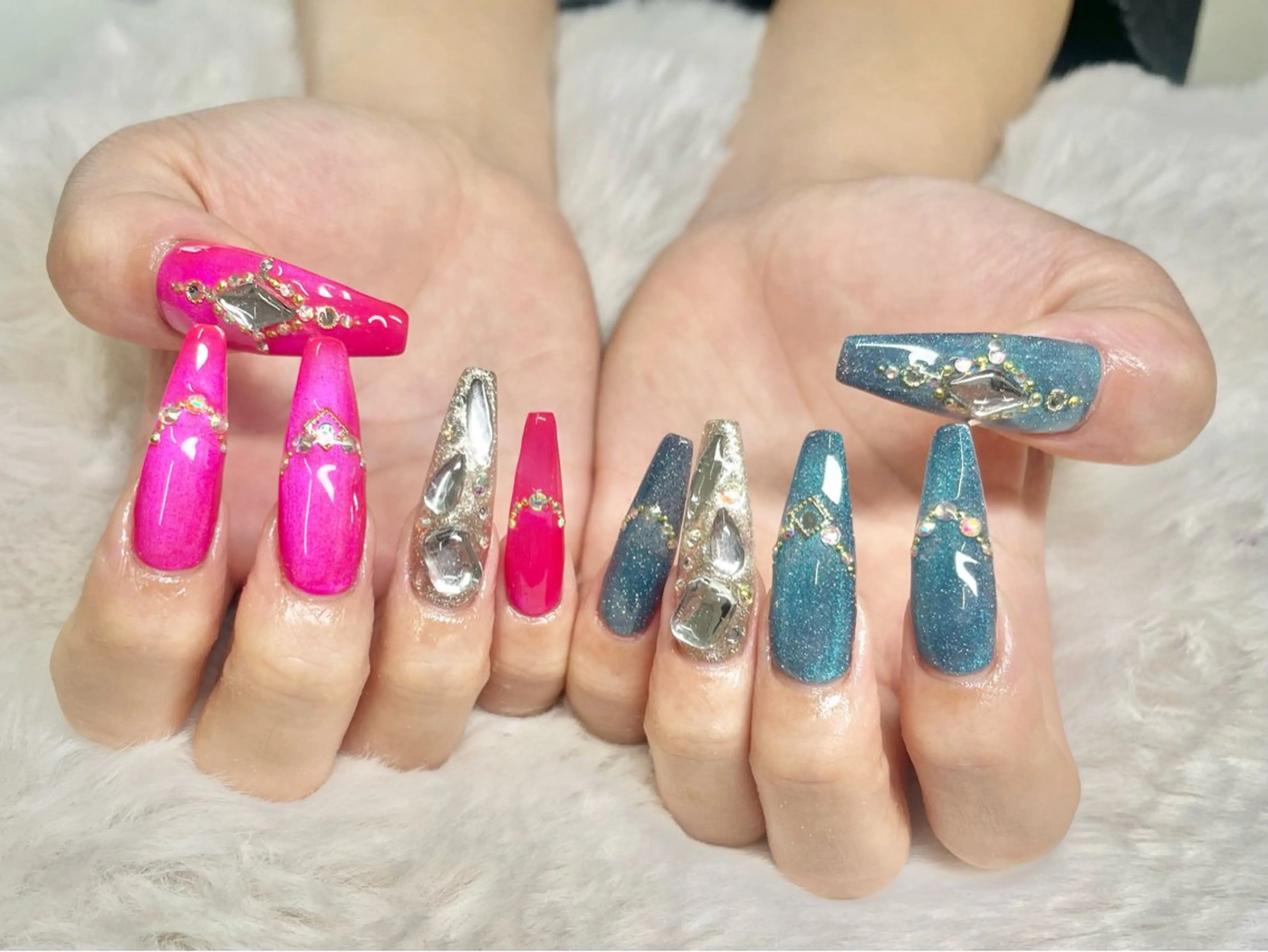 ネイル ハンドネイル FILL nail SHIORIのネイルデザイン