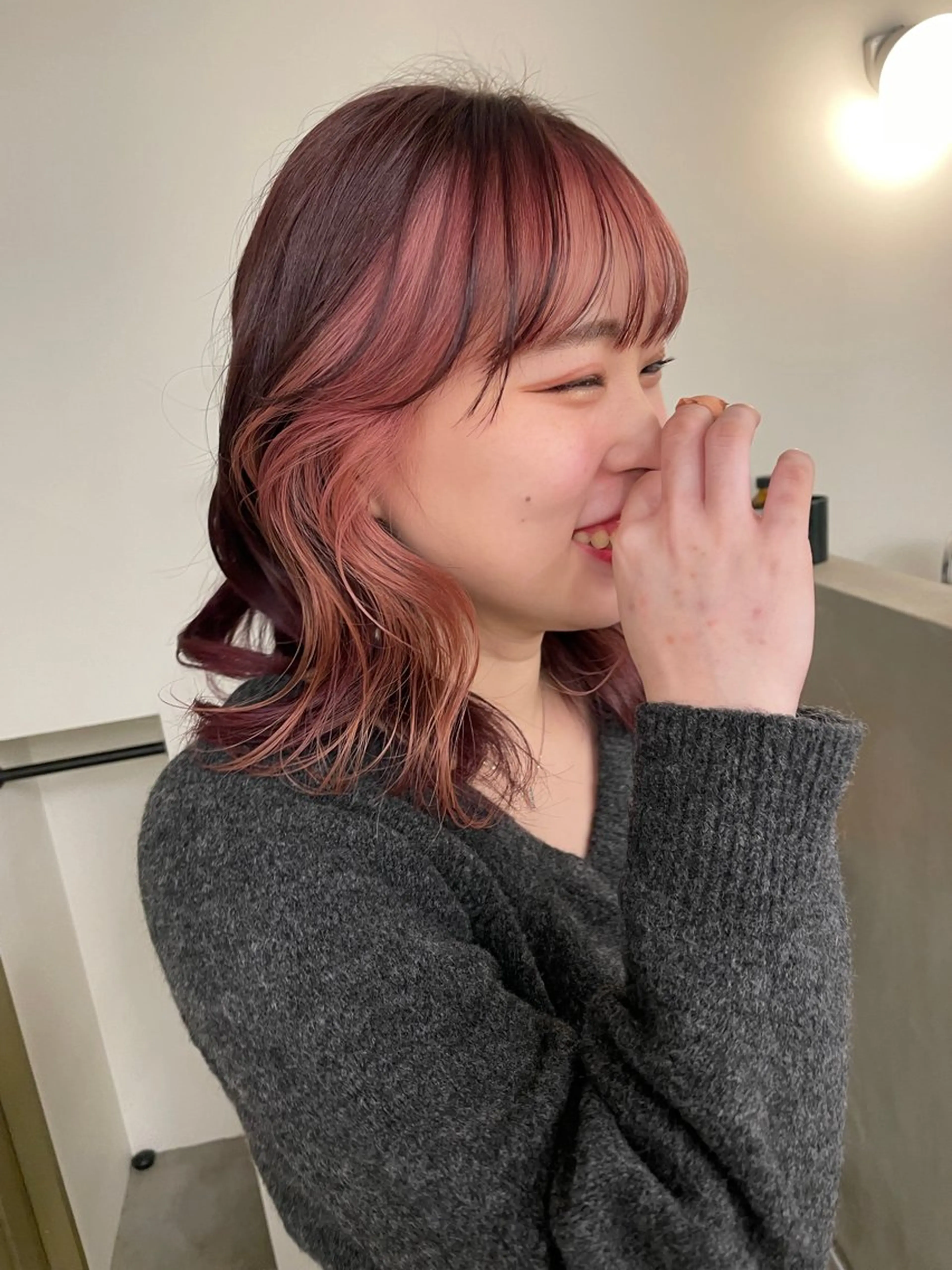 ミディアム カラー ヘアカラー トリートメント ヘアセット tonari所属・ブリーチモデル/ カットモデル/Riaのヘアスタイル