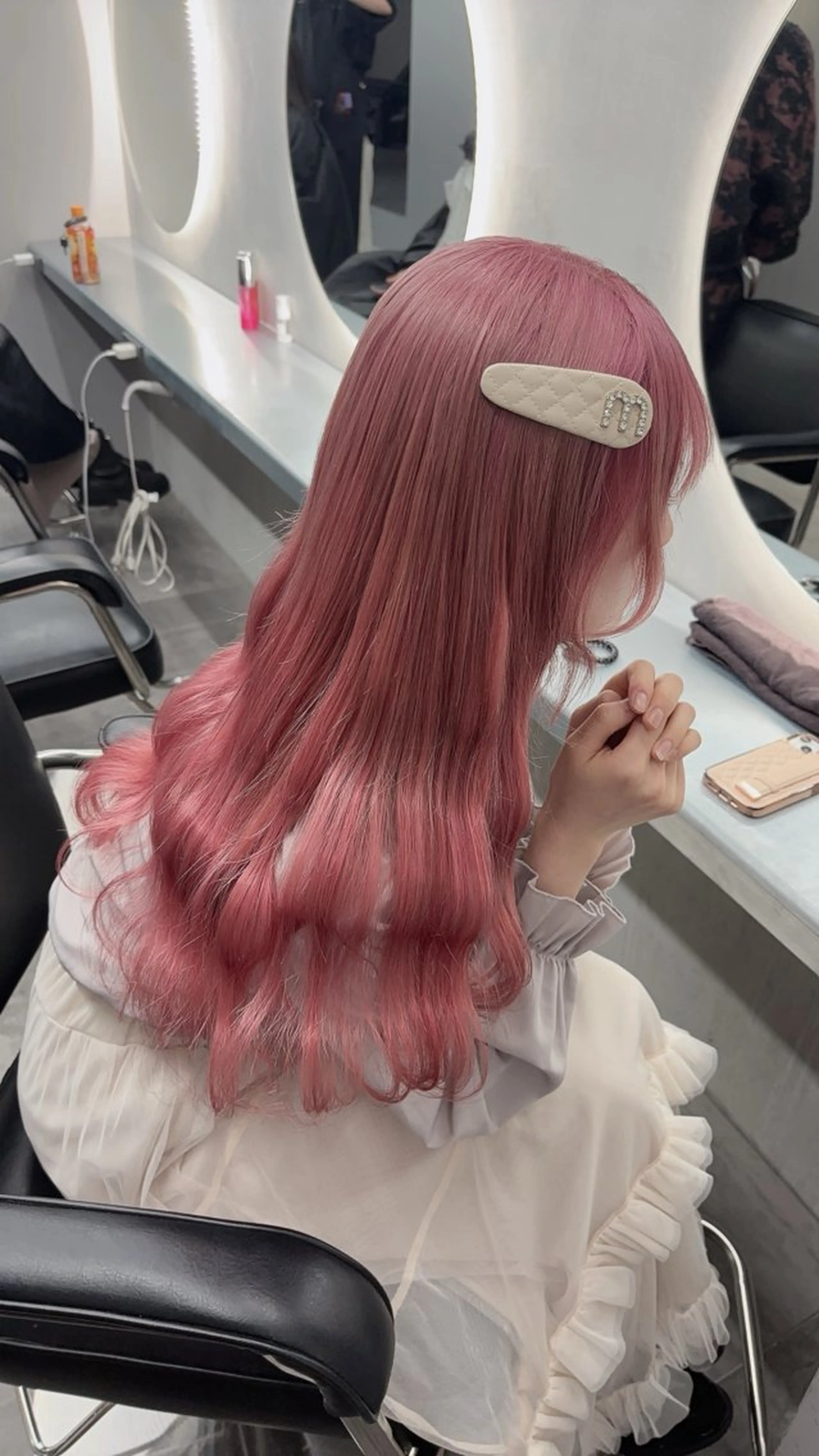 ロング ヘアカラー トリートメント ヘアセット 🎀ほの🎀 ミルクティー♡表参道のヘアスタイル