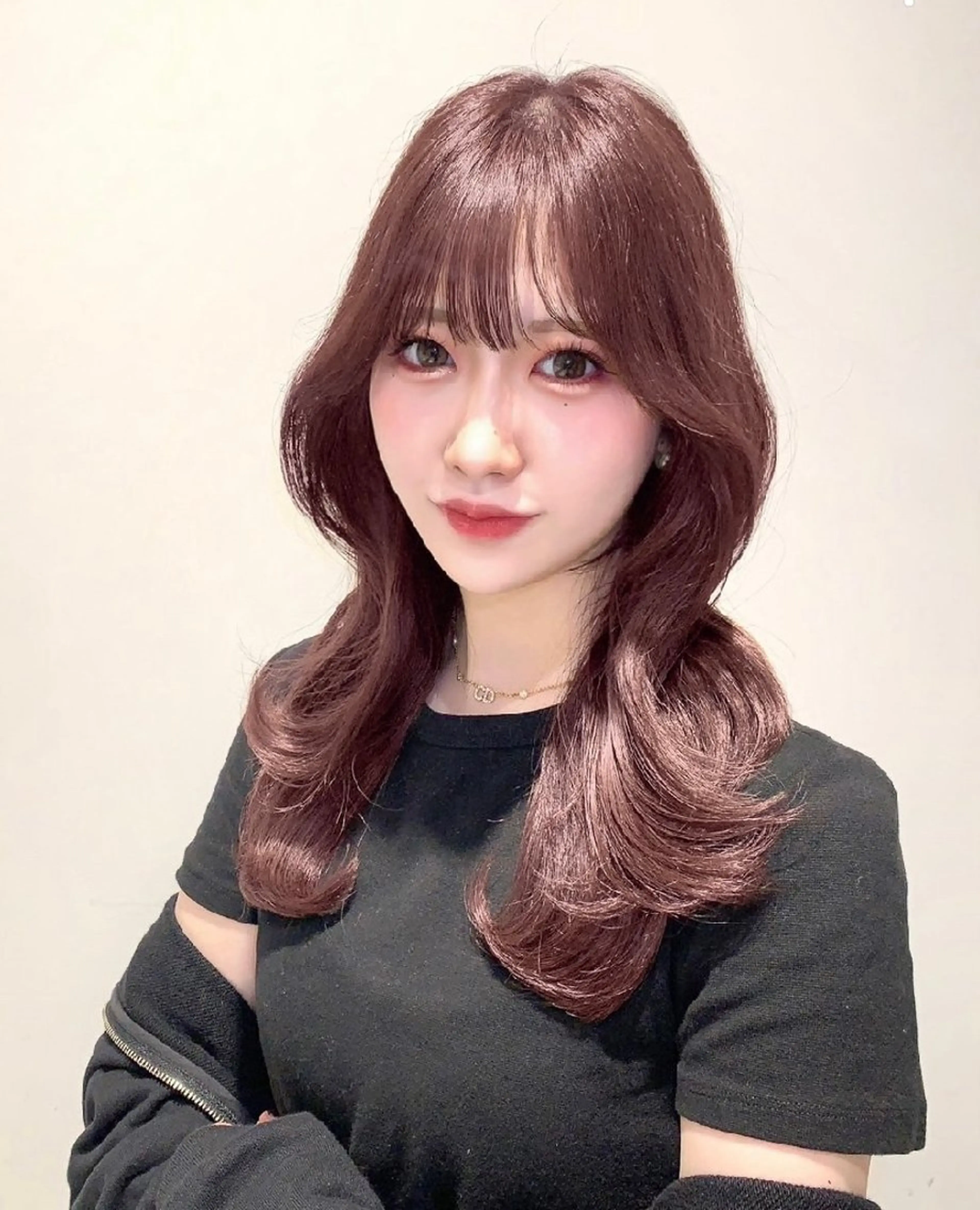 セミロング カラー くびれヘア 韓国風ヘア レイヤーカット カット ヘアカラー トリートメント ヘッドスパ ヘアセット 韓国ヘア/レイヤー/ 顔まわり/りょーとのヘアスタイル