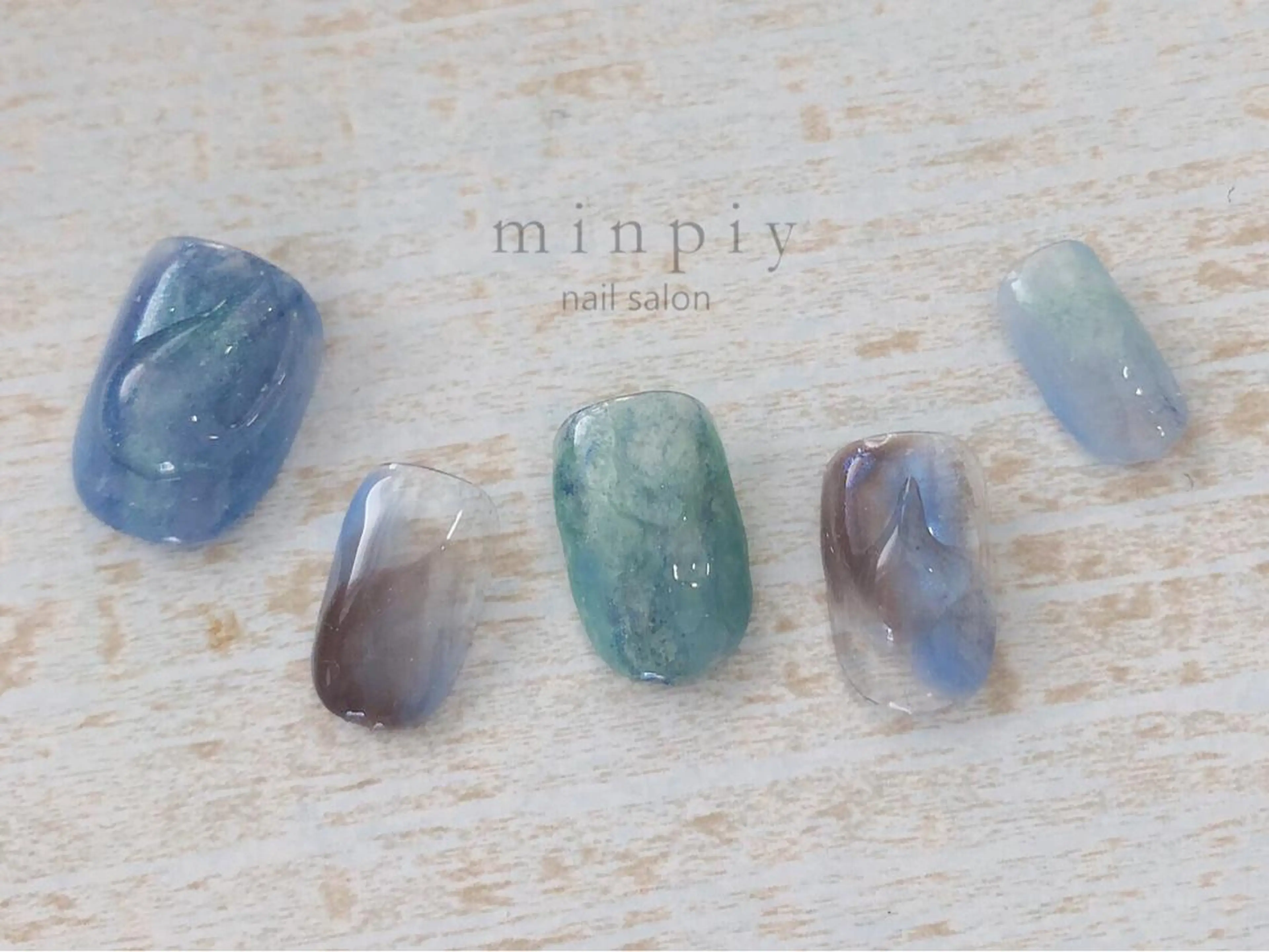 ネイル 𖡼 yumenoのネイルデザイン