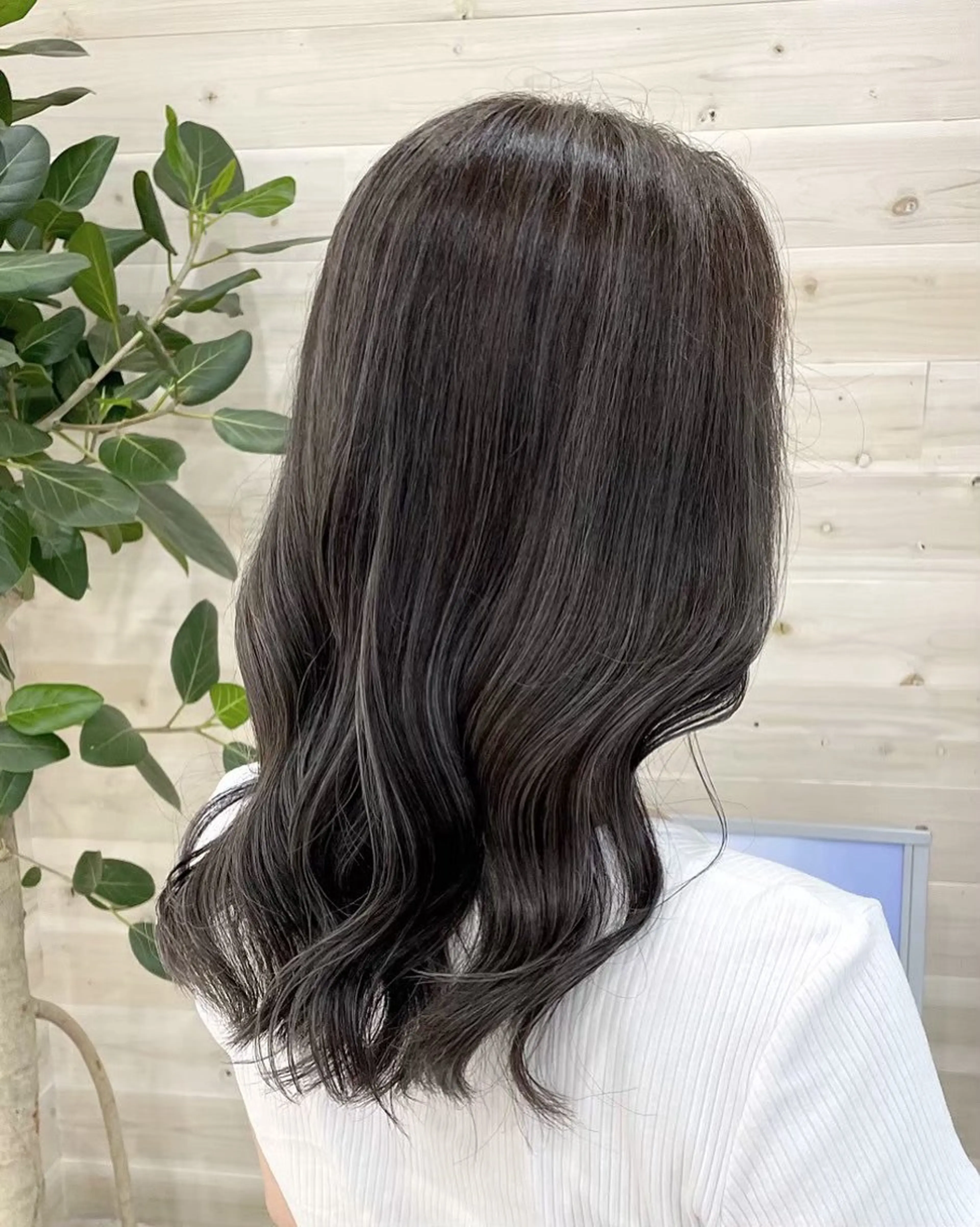 カラー seek next YUKI🤍のヘアスタイル