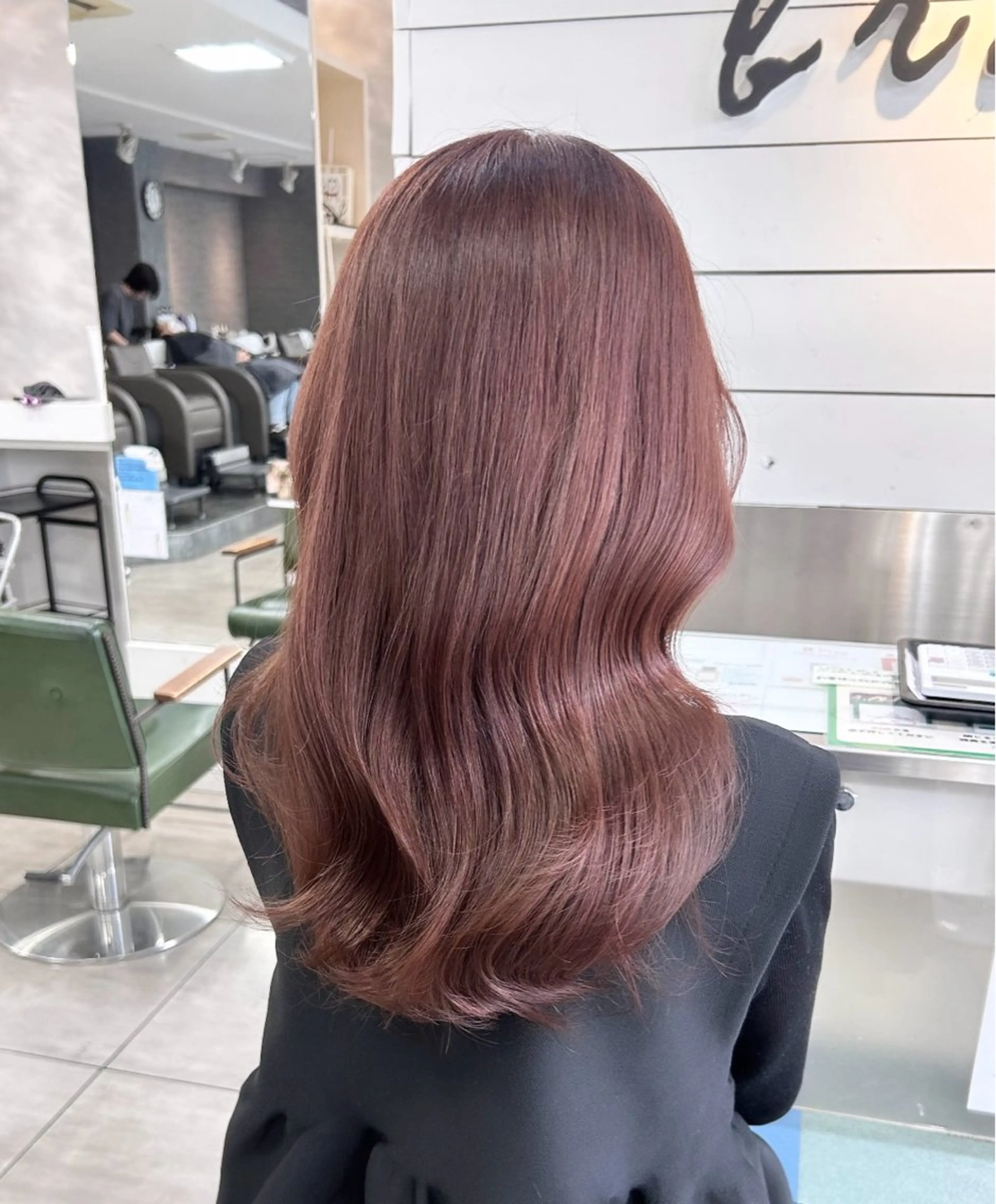ロング カット ヘアカラー 🫧艶髪カラー🫧 森本くるみのヘアスタイル