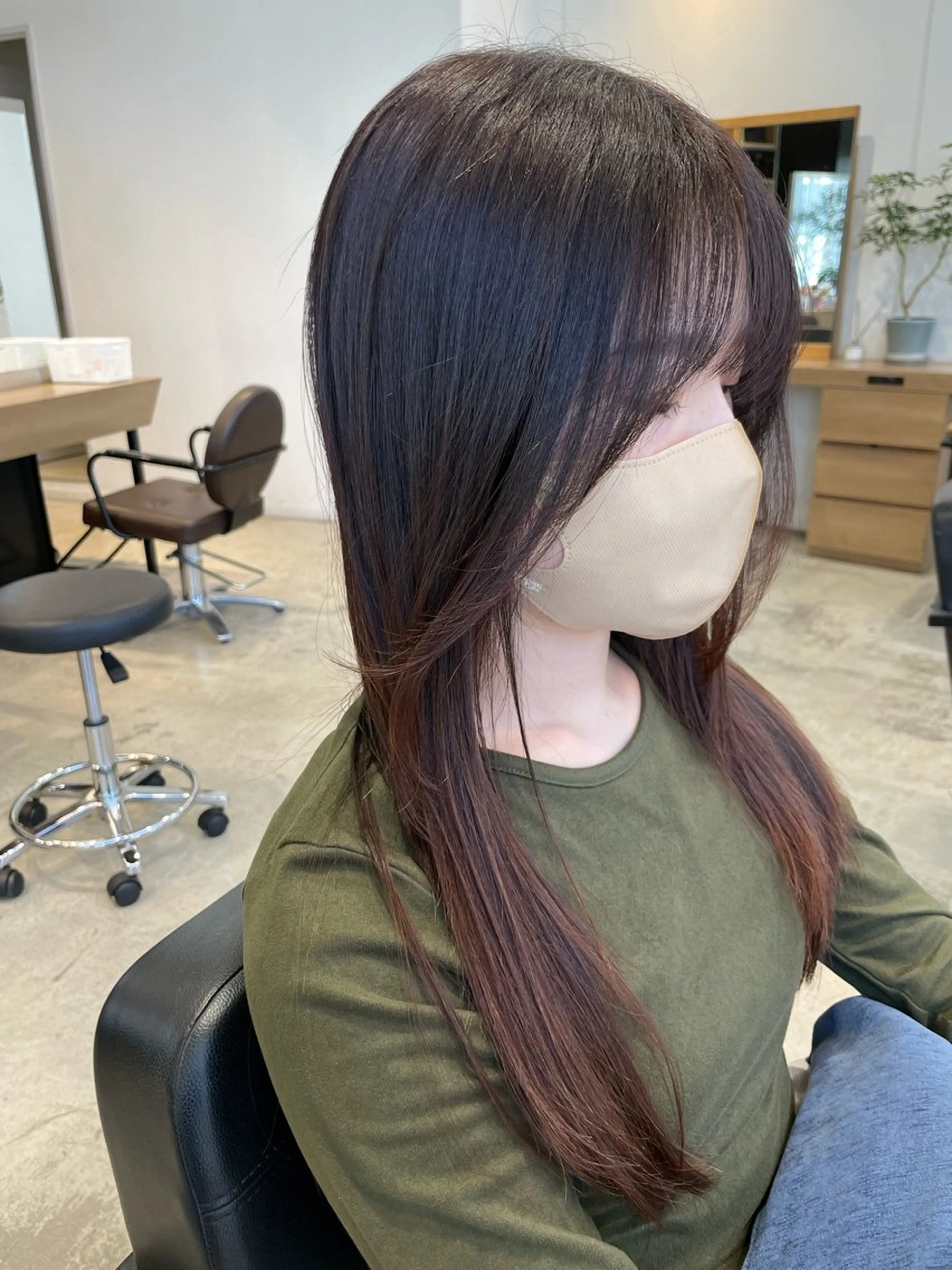 セミロング カラー パーマ ヘアアレンジ 顔まわりレイヤー レイヤーカット トリートメント SHEA.学芸大学所属・一箭 恵梧/ロングヘアのヘアスタイル