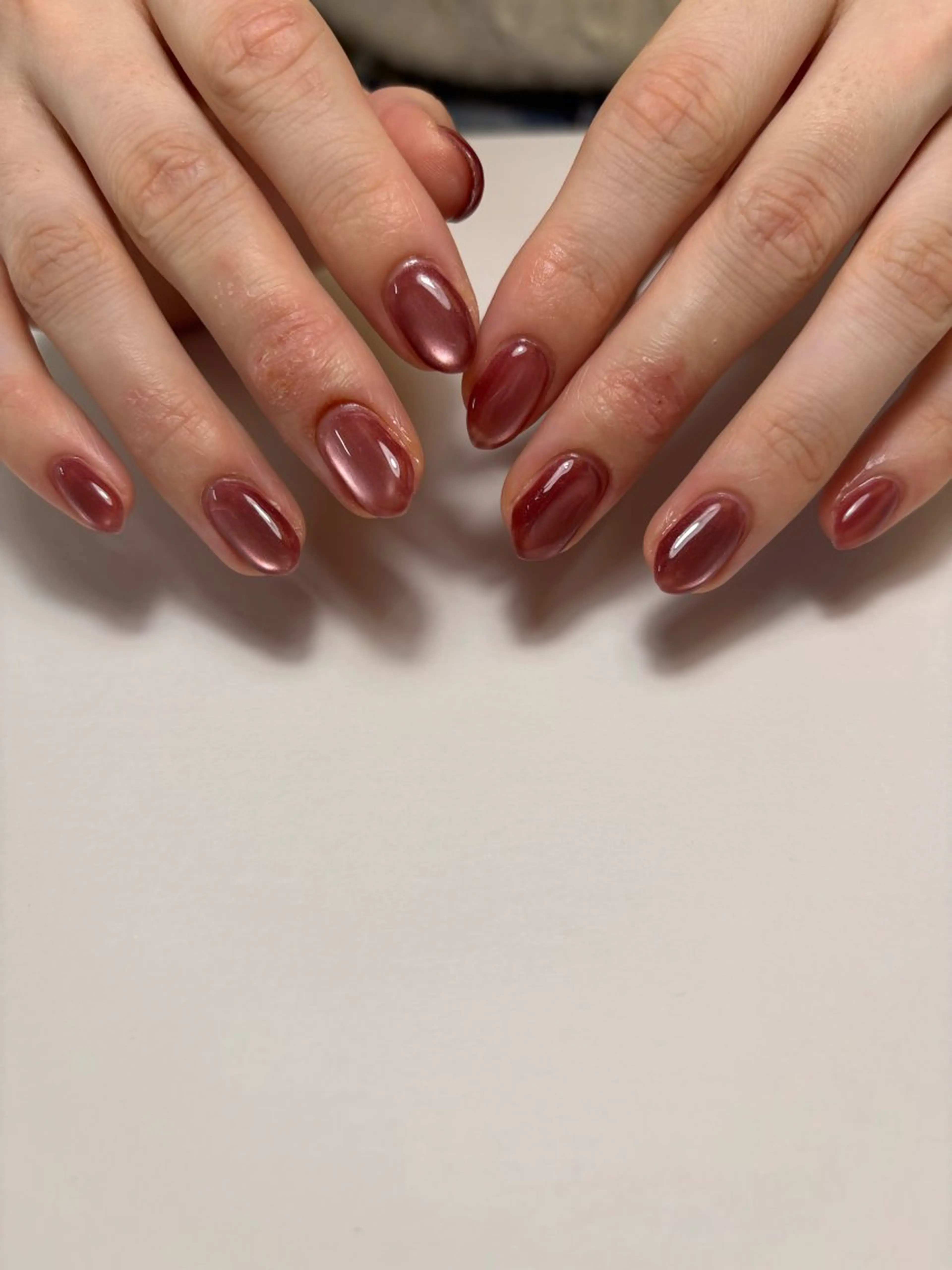 ネイル マグネットネイル 赤色 ハンドネイル is.nail 🌷sonokoのネイルデザイン