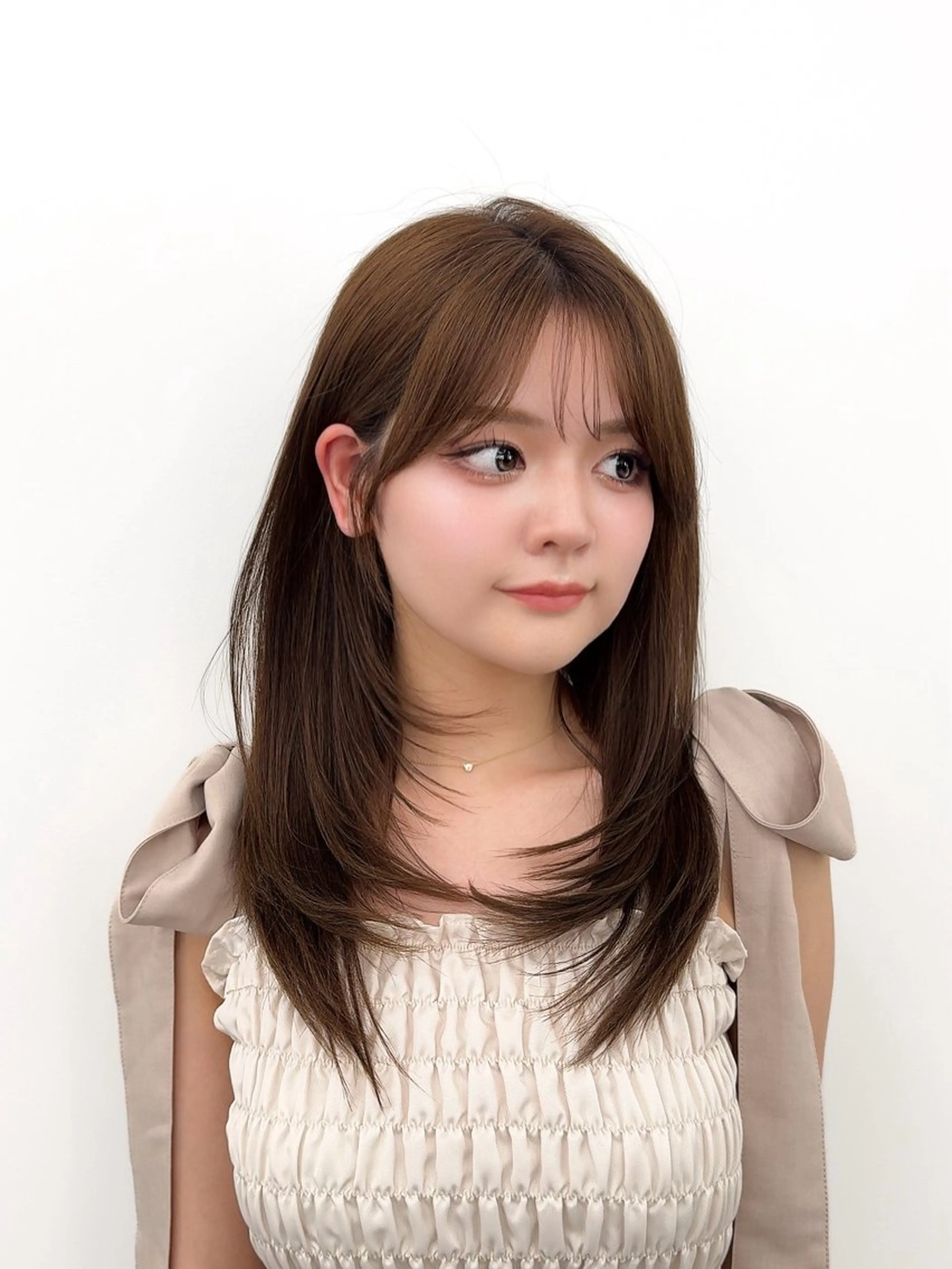 ミディアム カラー ヘアアレンジ カット ヘアカラー トリートメント 最小顔周りカット/ くびれヘア/窪田洸希のヘアスタイル