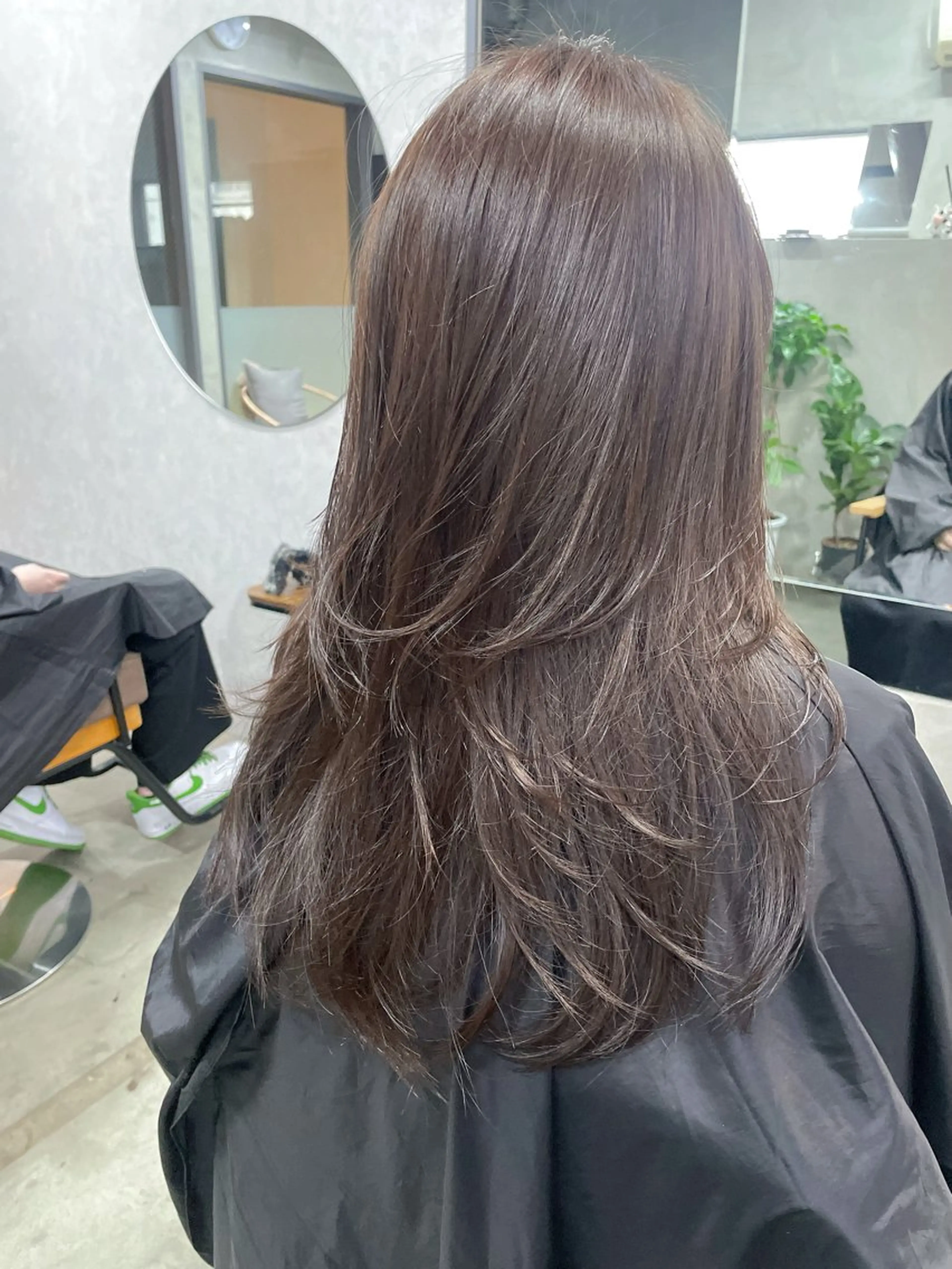 ロング カラー レイヤーカット AIRI layer cut hairのヘアスタイル