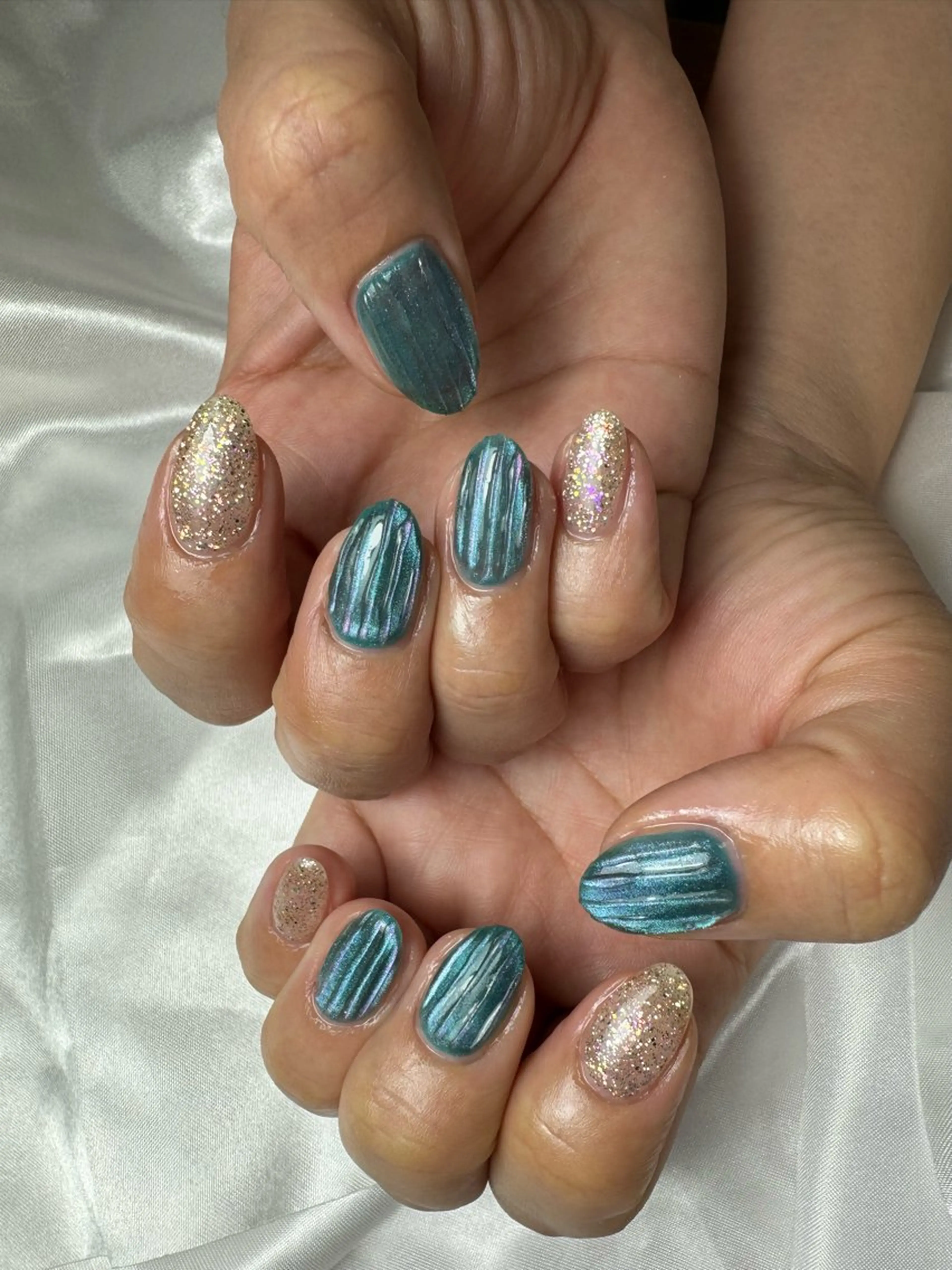 ネイル ブルー ジェルネイル ラメ(グリッター) マグネットネイル 持ち込み ハンドネイル flowers nailのネイルデザイン