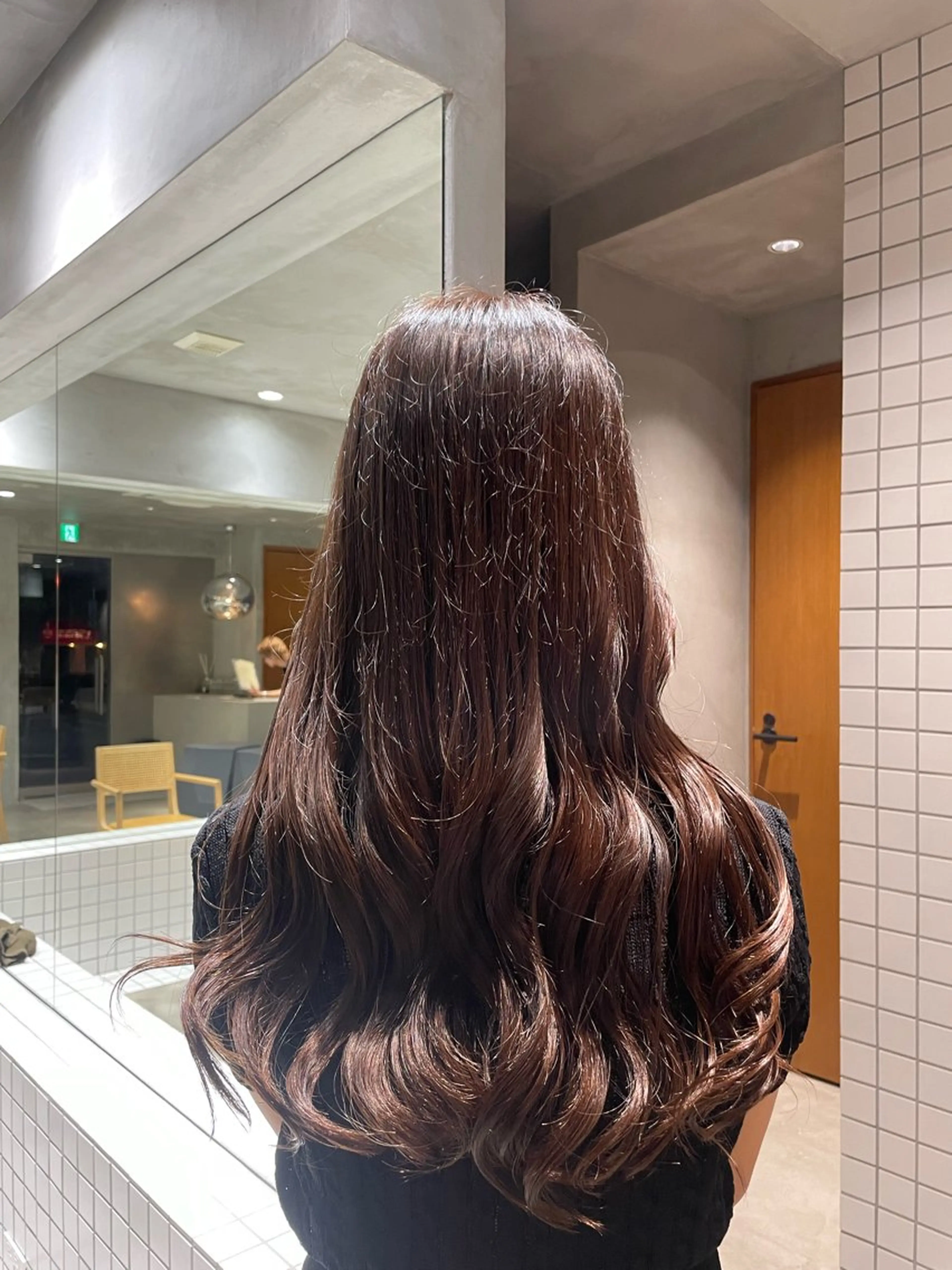 ロング カラー 頼金 愛海のヘアスタイル