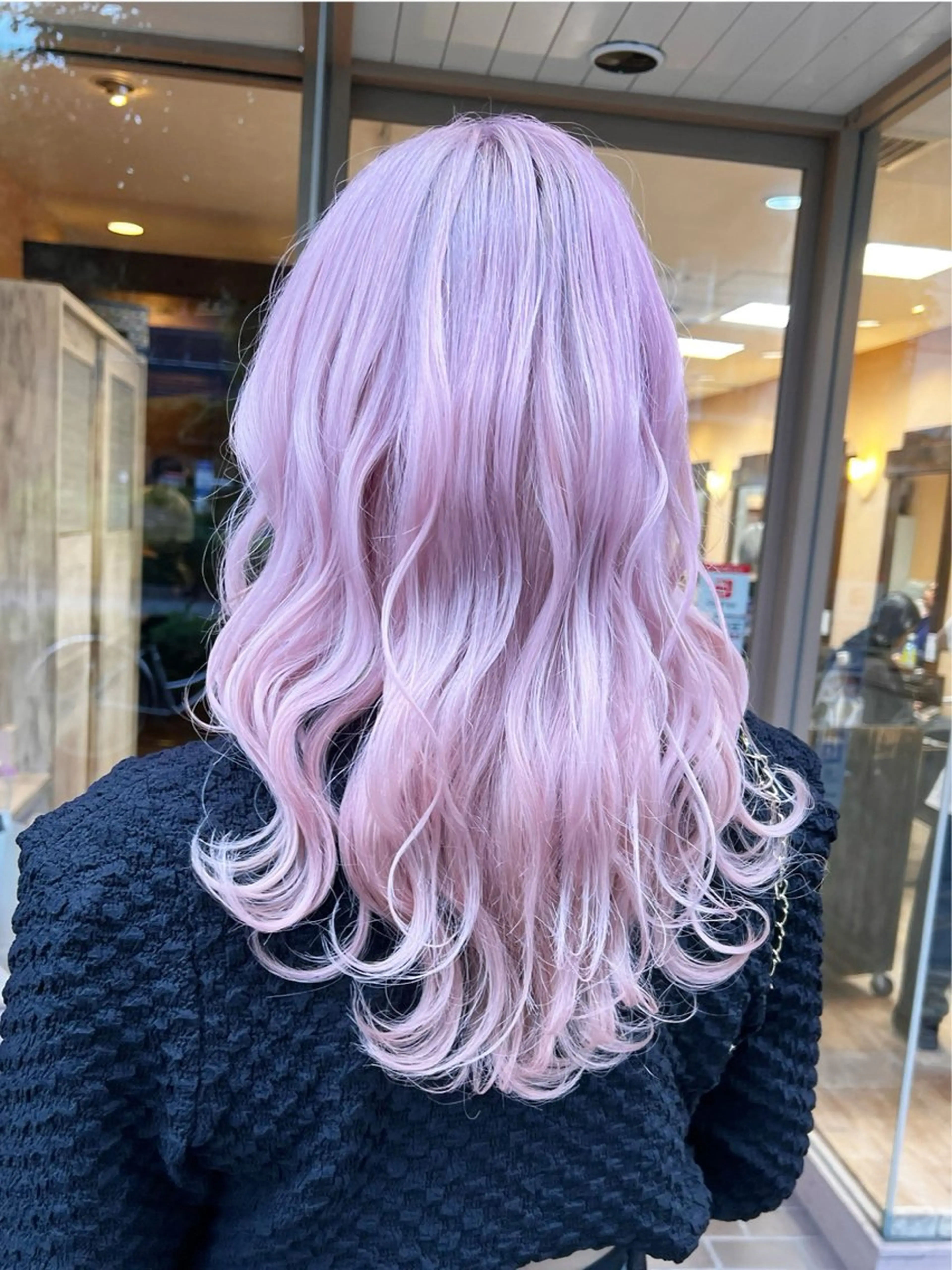 セミロング カラー ブリーチ ピンクカラー ホワイトピンク ブリーチ🩵レイヤー Maho🐻‍❄️のヘアスタイル