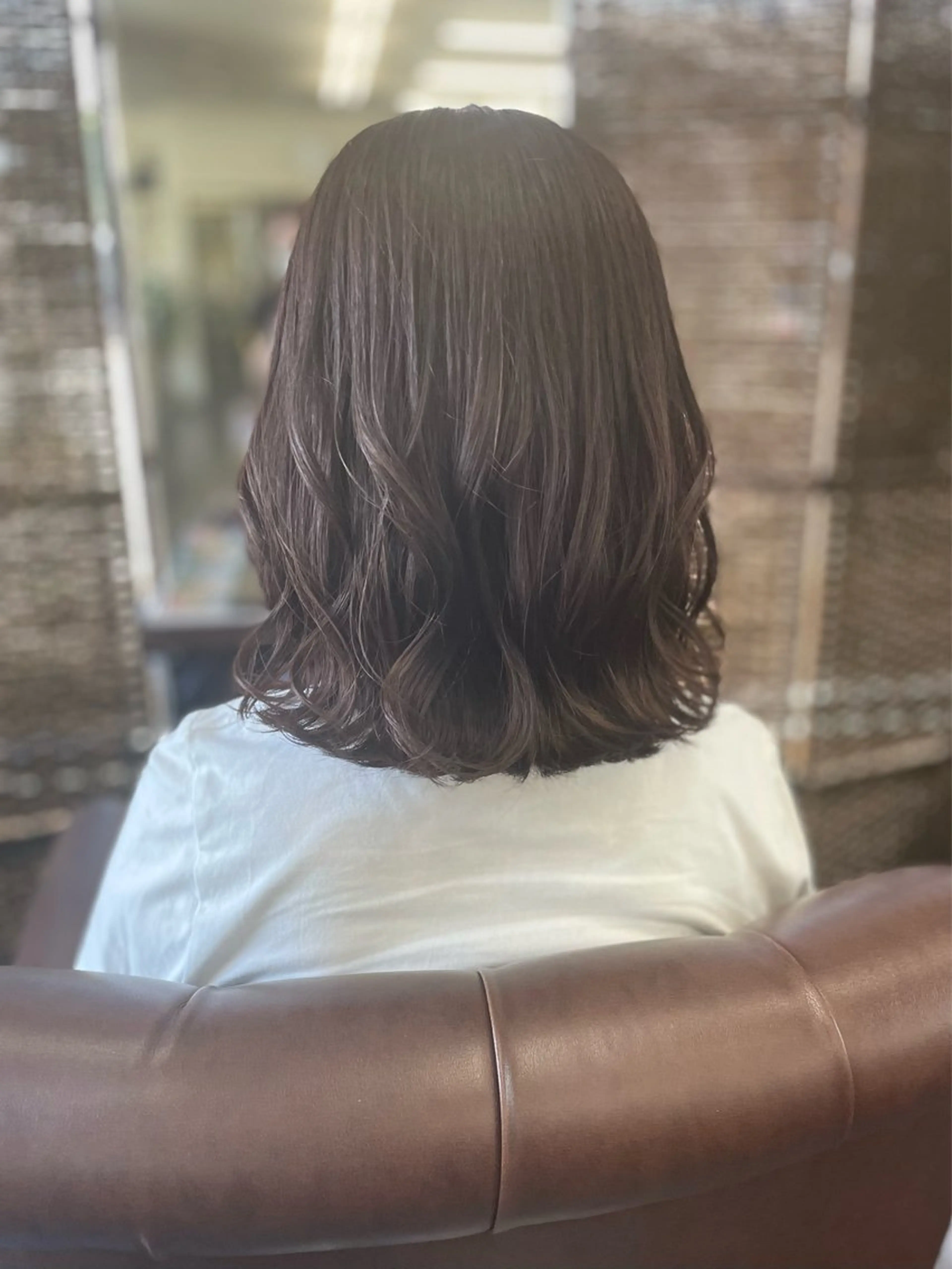 ミディアム カラー ブラウンカラー ココアブラウン ハイライトカラー ハイライト ヘアカラー 沢田 瞳のヘアスタイル