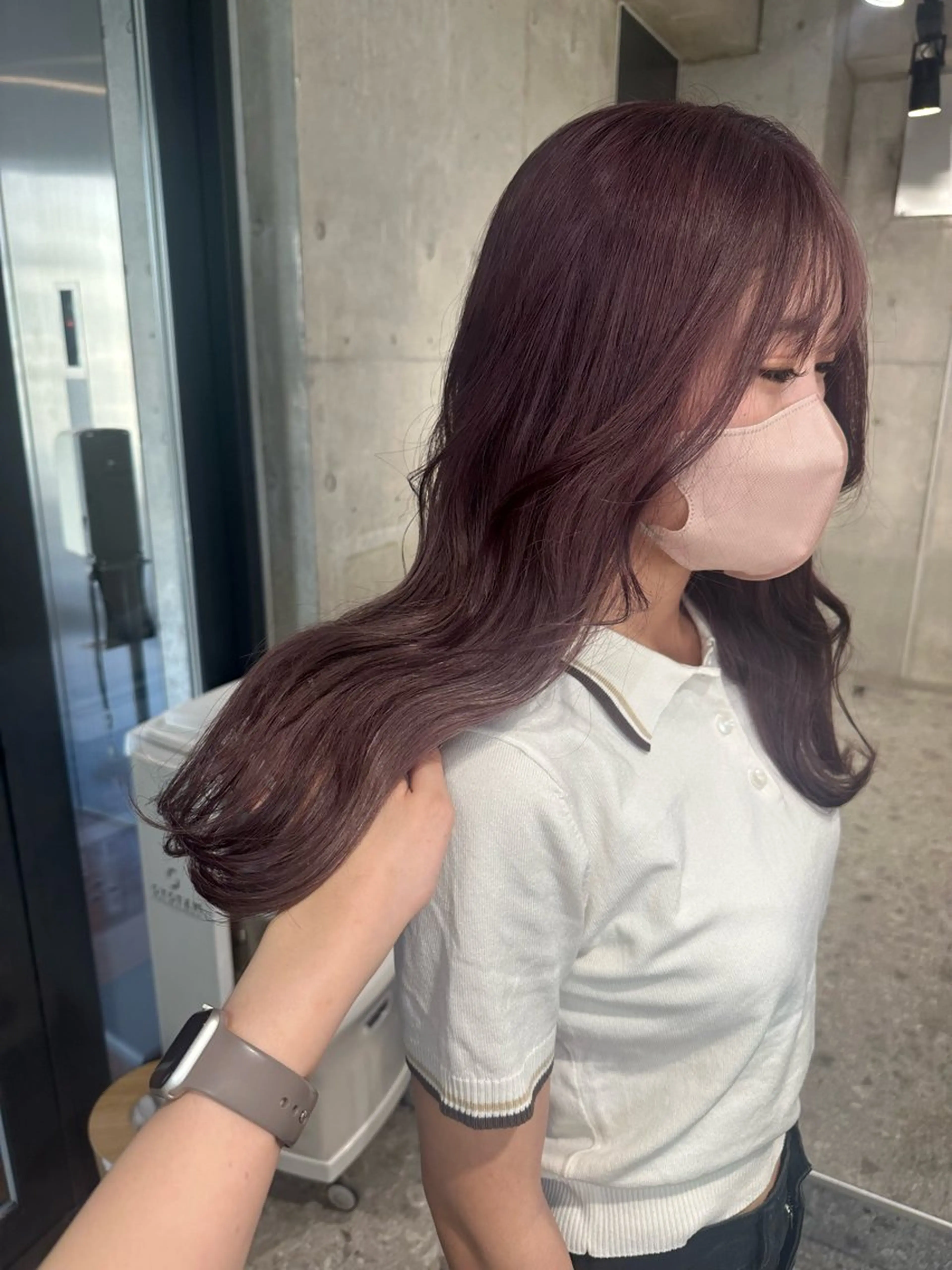 ミディアム カット ヘアカラー ︎🤍W color MIYU‎🤍のヘアスタイル