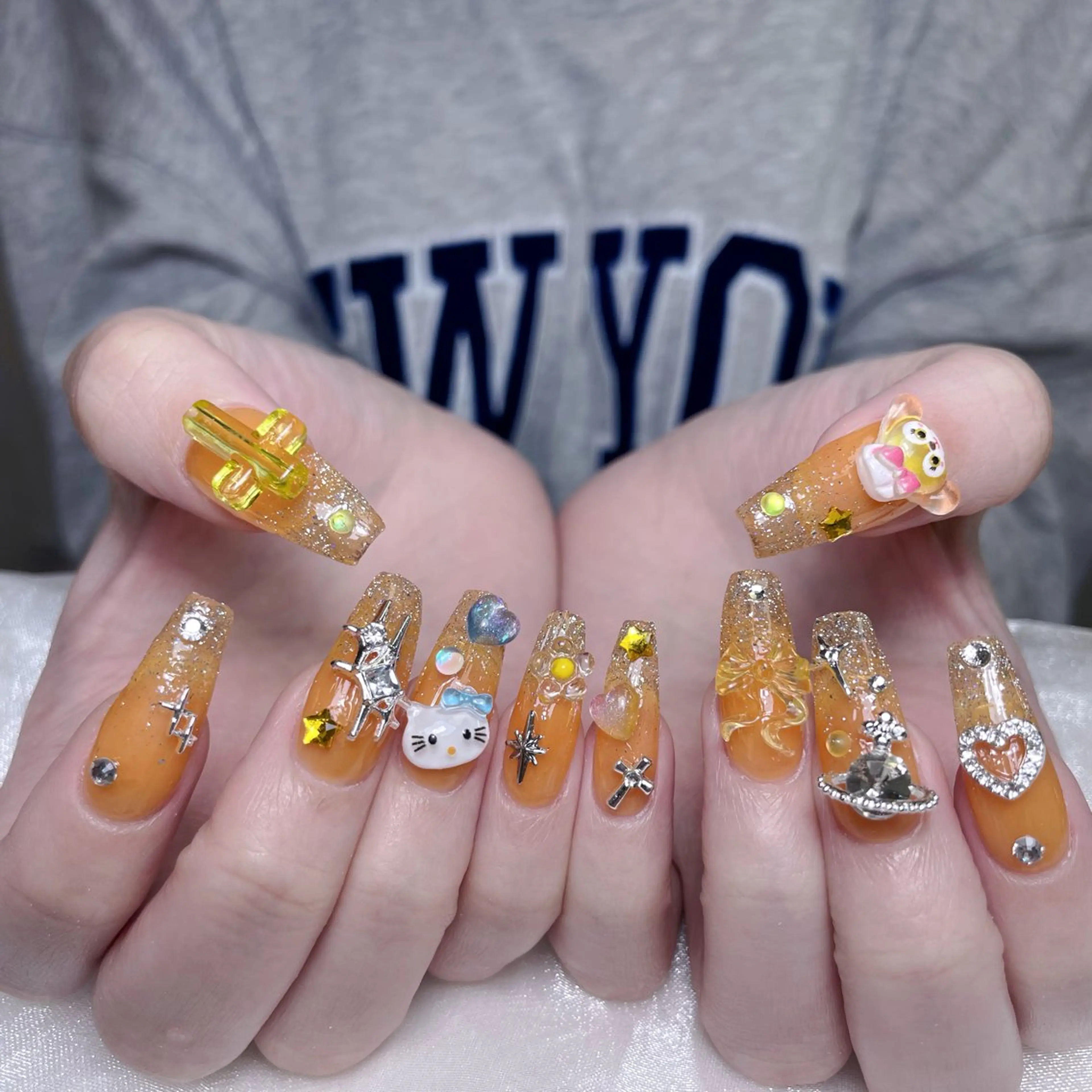 ネイル 成人式 ジェルネイル ネイルチップ ハンドネイル Momoa nail salon所属・MoMoA Nail ネイル長さ出し専門店のネイルデザイン