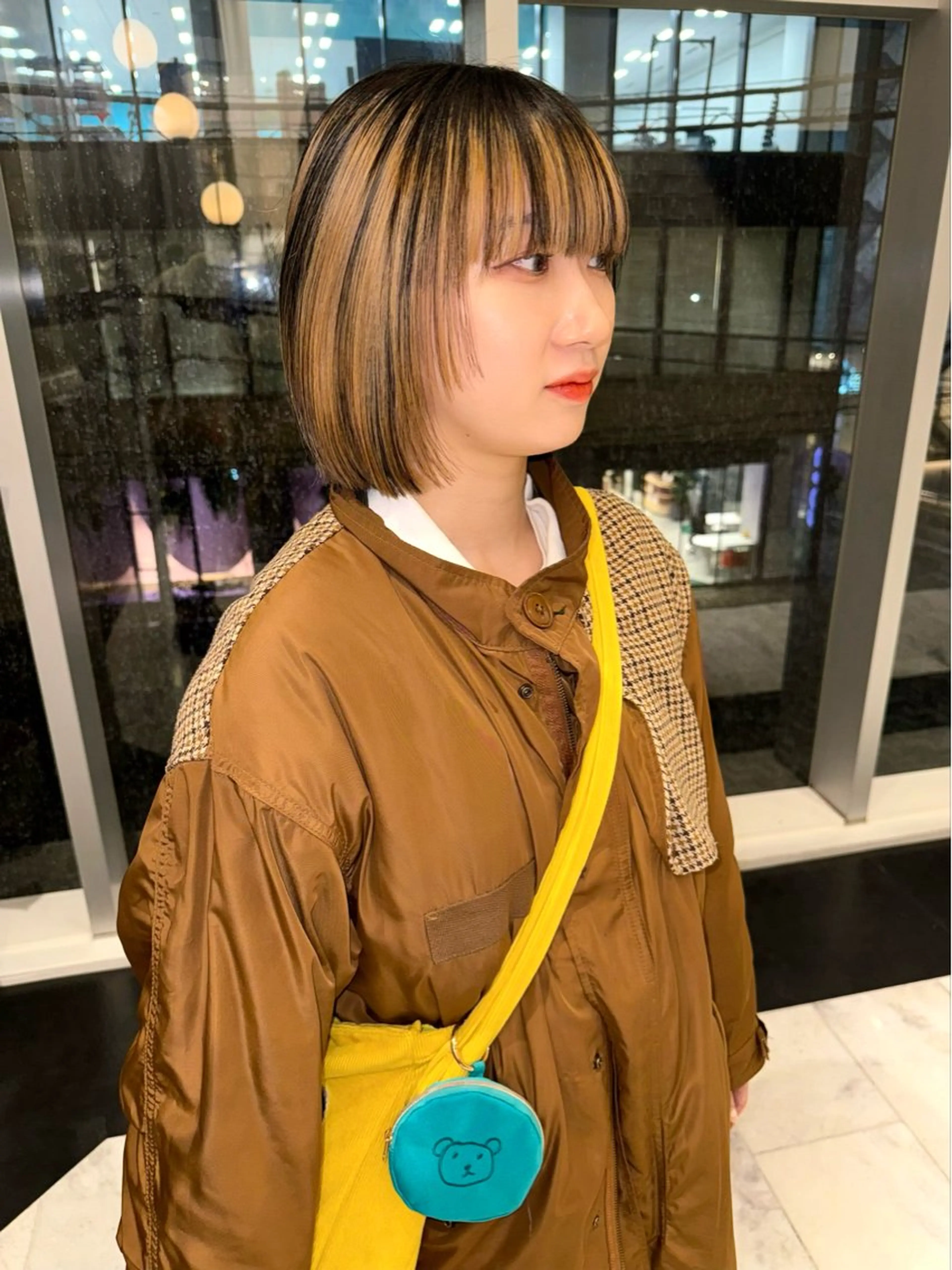 ショート カラー カット ヘアカラー トリートメント SALOWIN所属・ブリーチ🔑 ボブ✨レイヤーのヘアスタイル