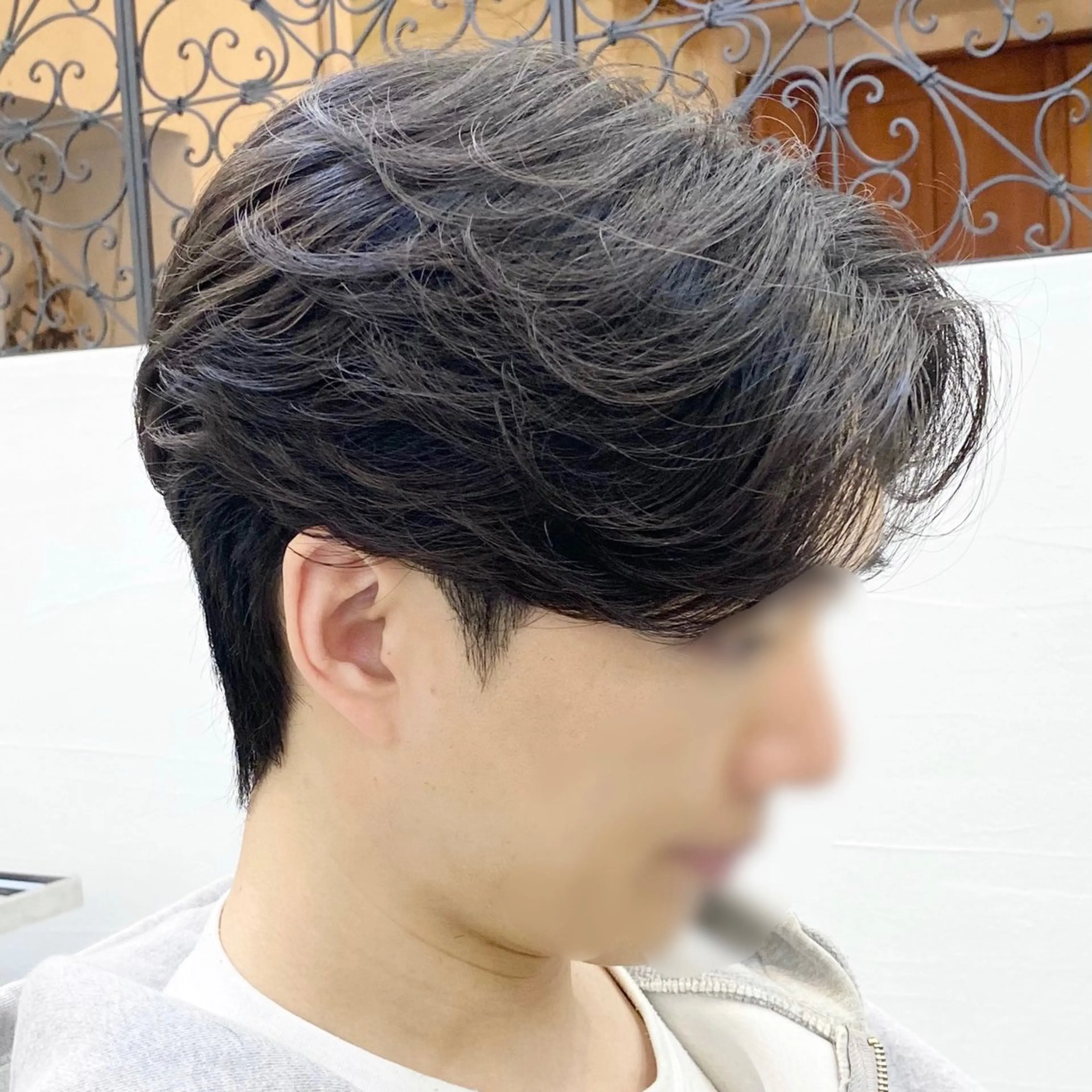 ショート パーマ メンズ ダウンパーマ カルマパーマ メンズ韓国風 メンズパーマ 韓国風ヘア カット パーマ Vicke所属・メンズ特化/韓国風 ❤️‍🔥吉野あいかのヘアスタイル