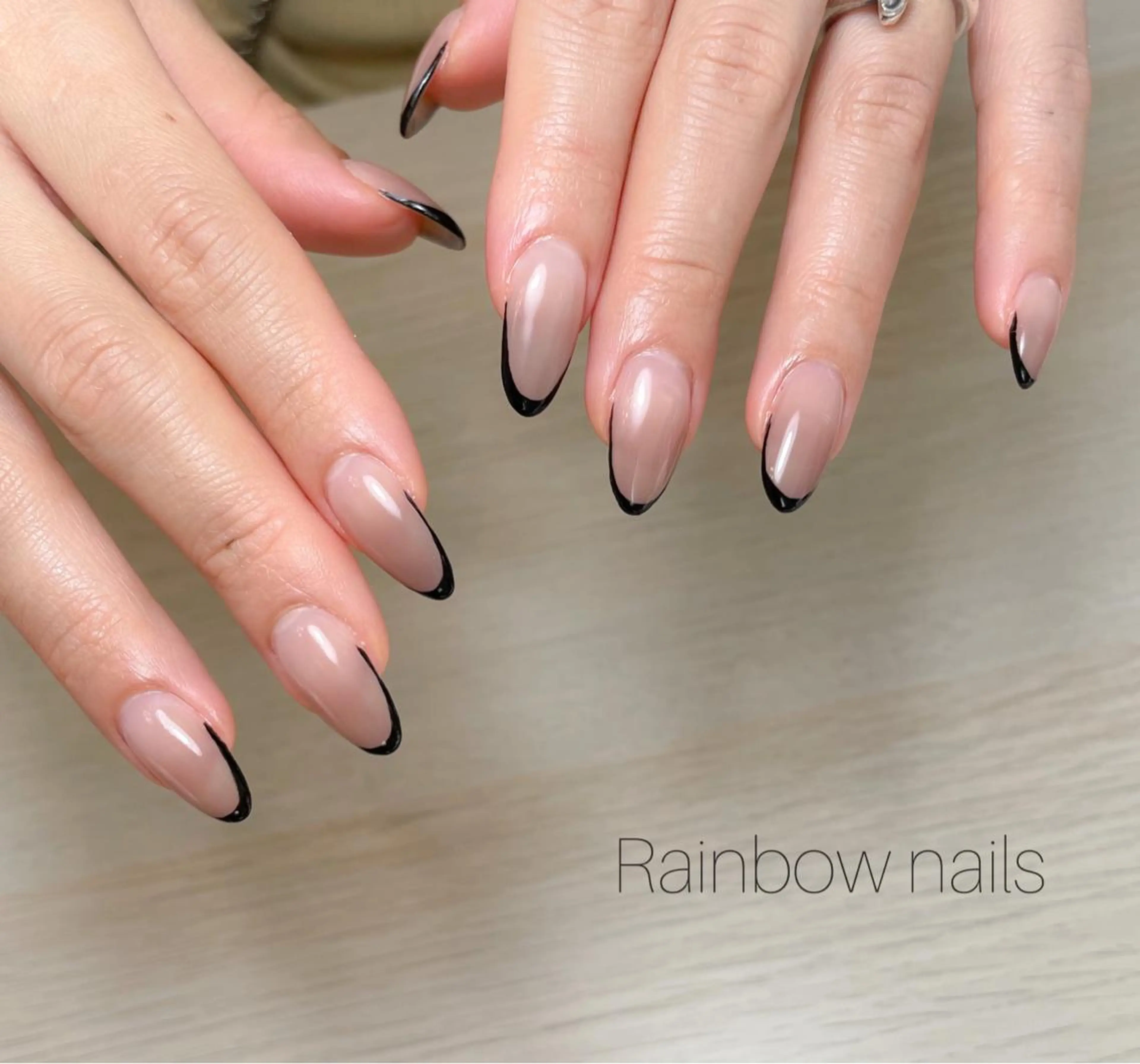 ネイル フレンチネイル ハンドネイル Rainbow nailsくろちゃんのネイルデザイン