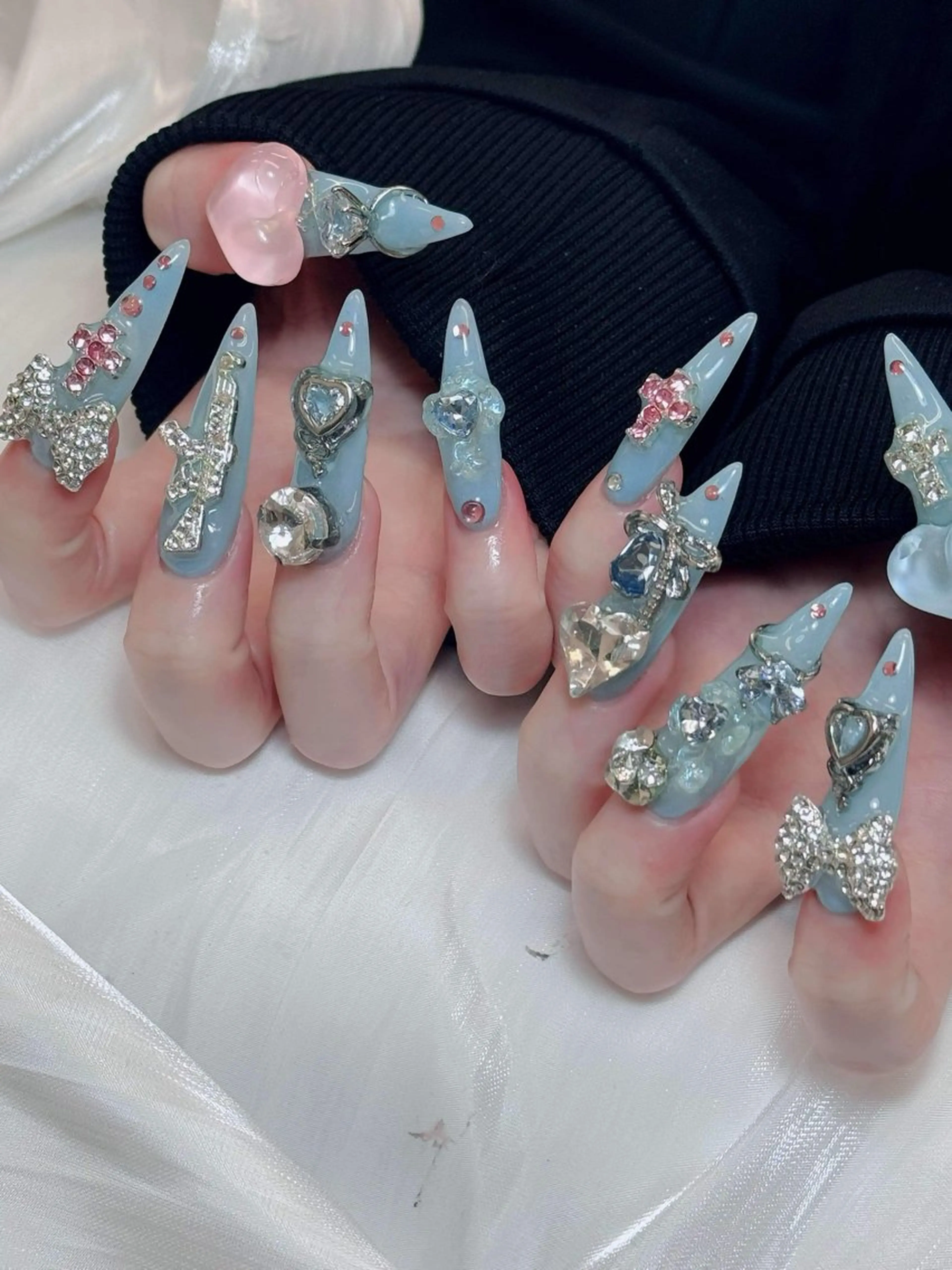 ネイル ハンドネイル ハンドケア Anh Nail 歌舞伎町のネイルデザイン
