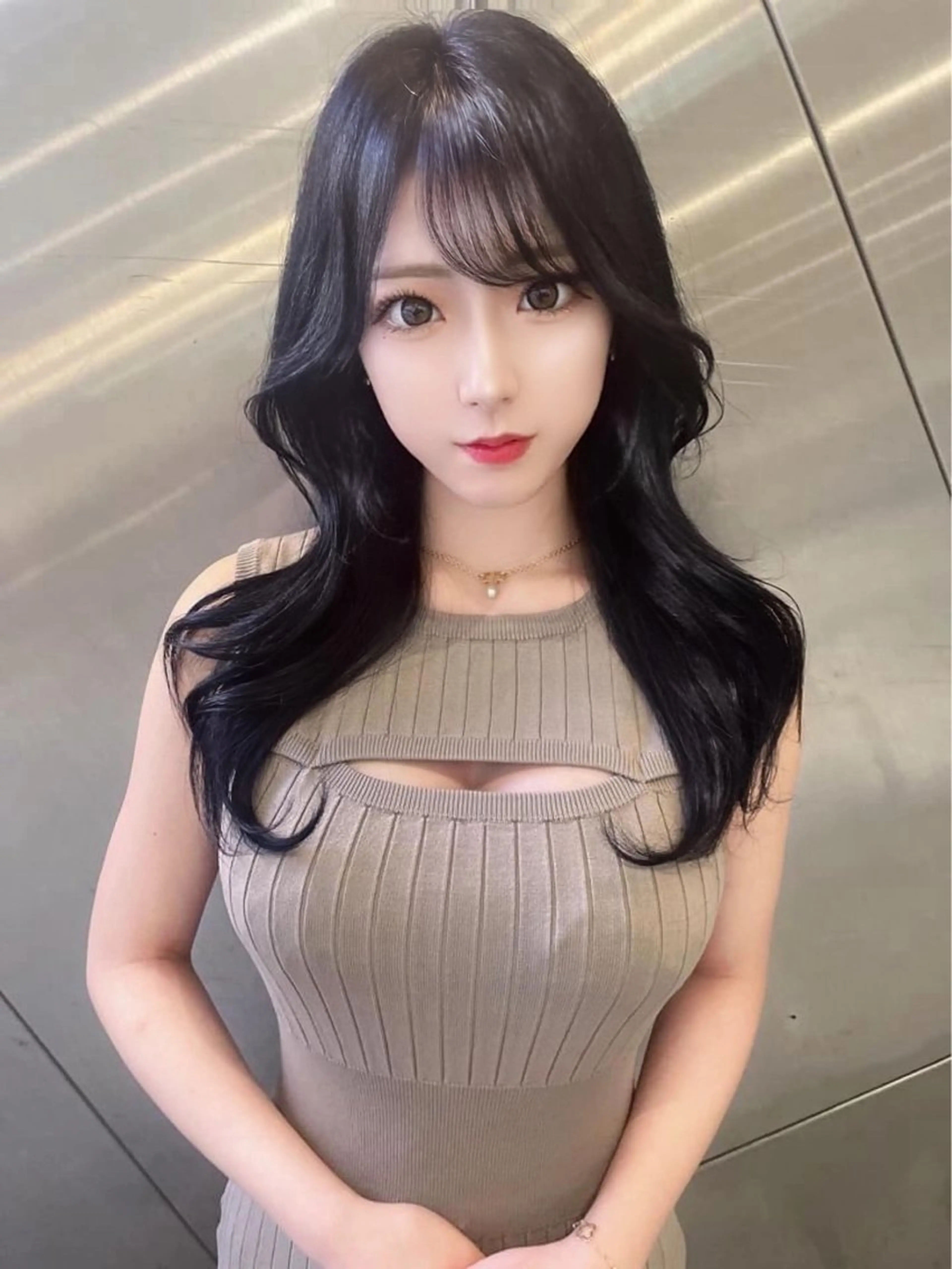 セミロング カラー 黒髪 ブルーカラー ブルーブラック ボブ 顔まわりレイヤー カット ヘアカラー トリートメント AiM エイム　韓国レイヤーのヘアスタイル