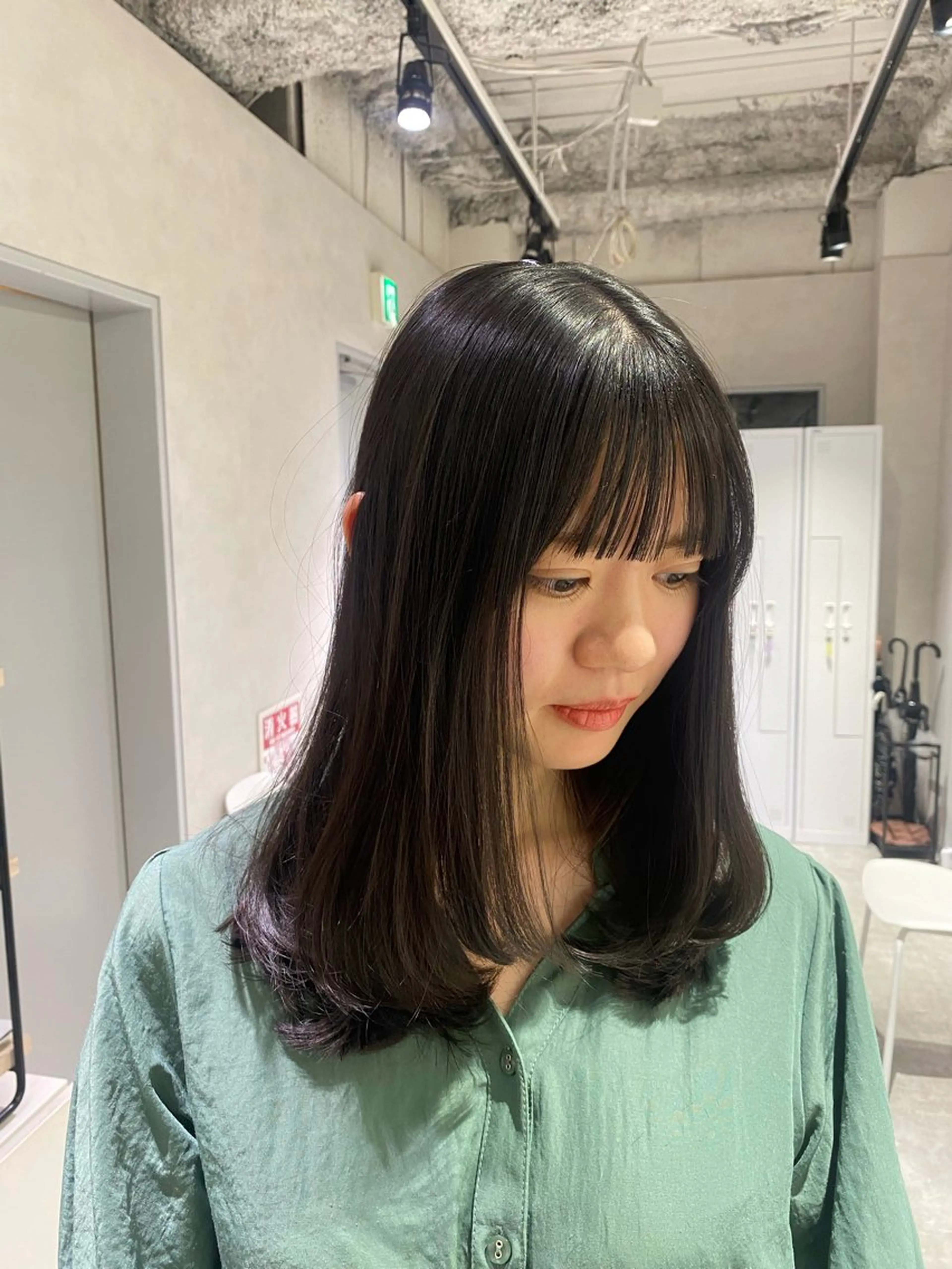 ミディアム さよ 🌼西梅田美容室のヘアスタイル