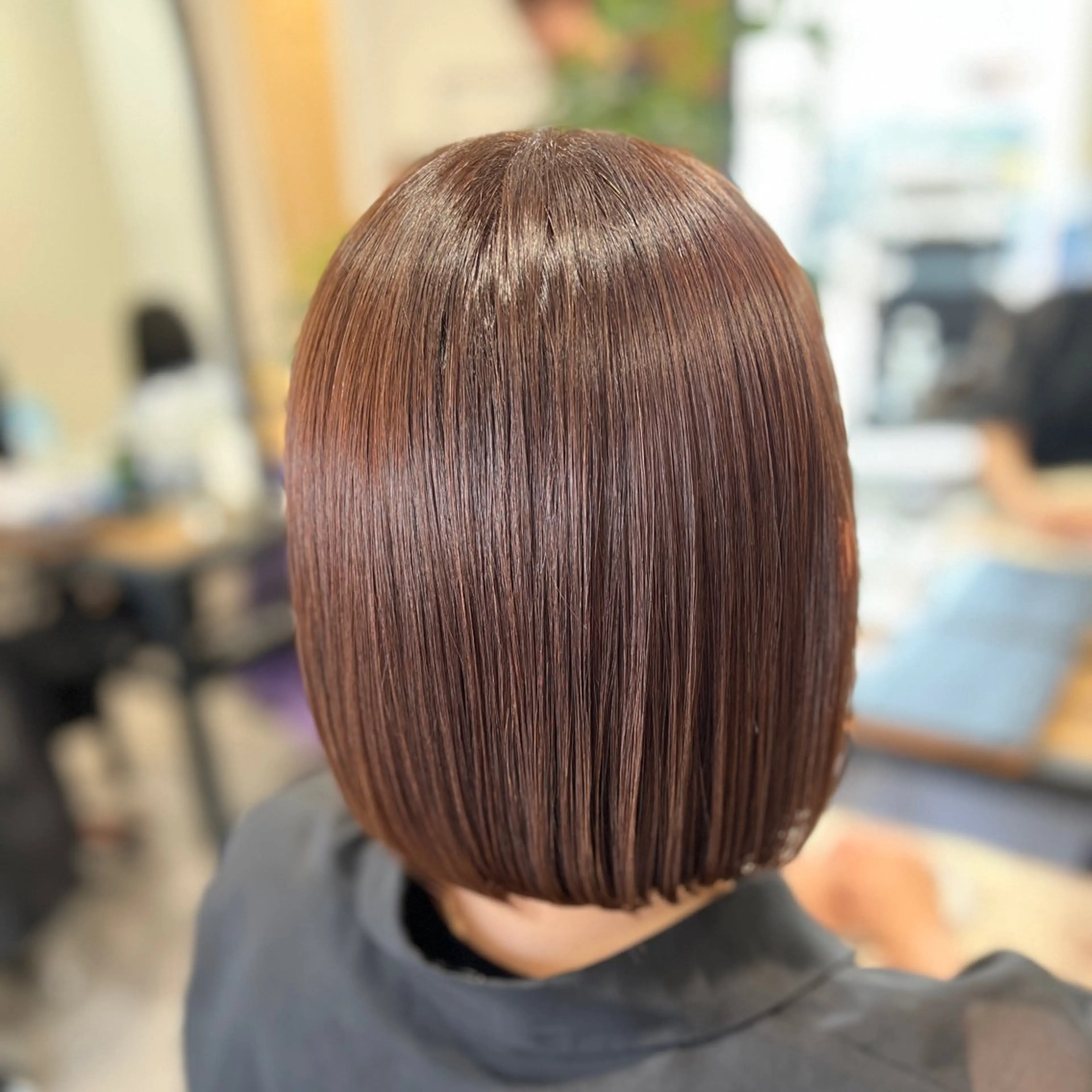 ショート カラー カット ヘアカラー 韓国風レイヤー ∕ 大隣 里桜のヘアスタイル