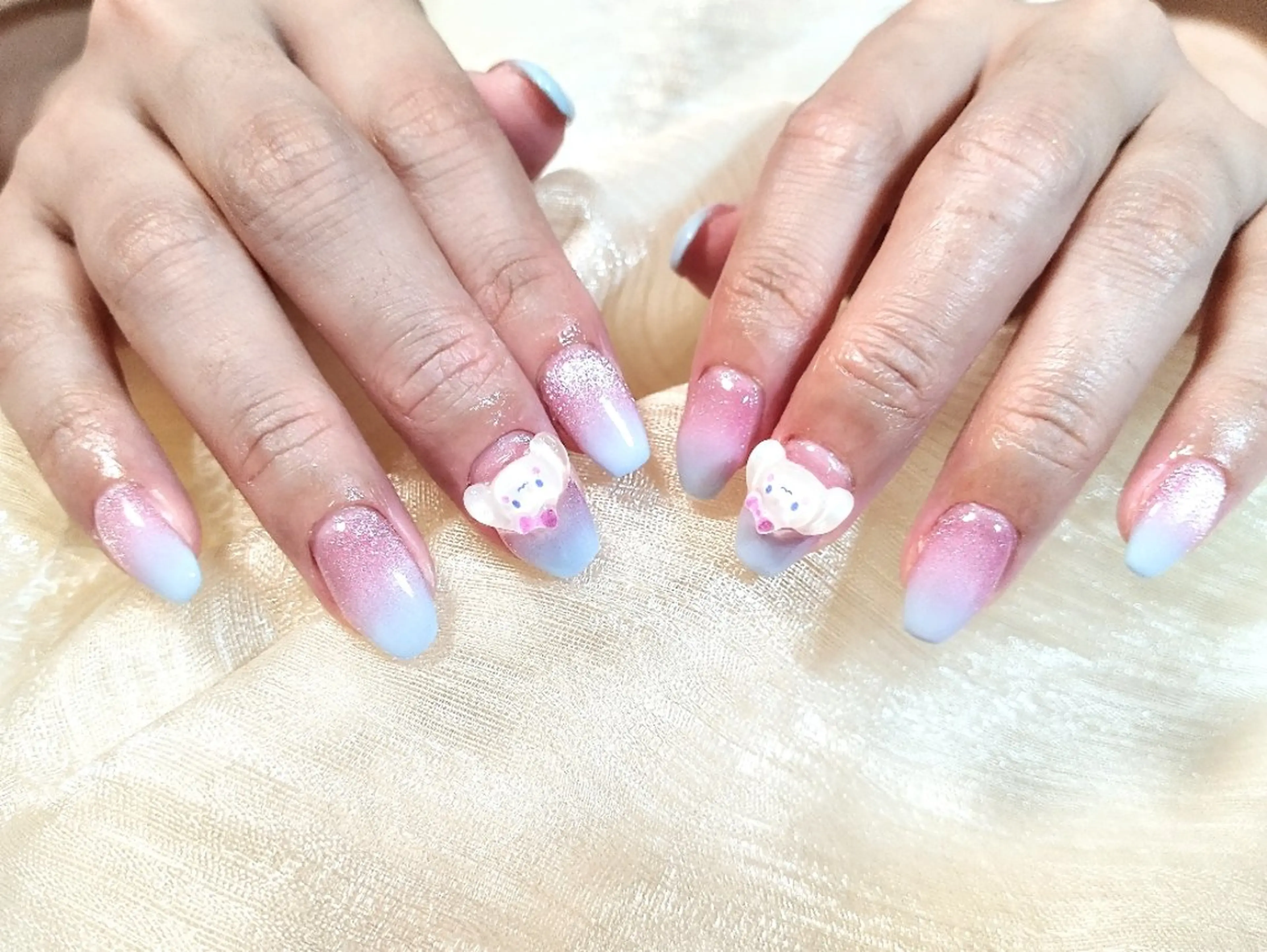 ネイル マグネットネイル ハンドネイル ハンドケア ＤI'A ネイルサロンのネイルデザイン