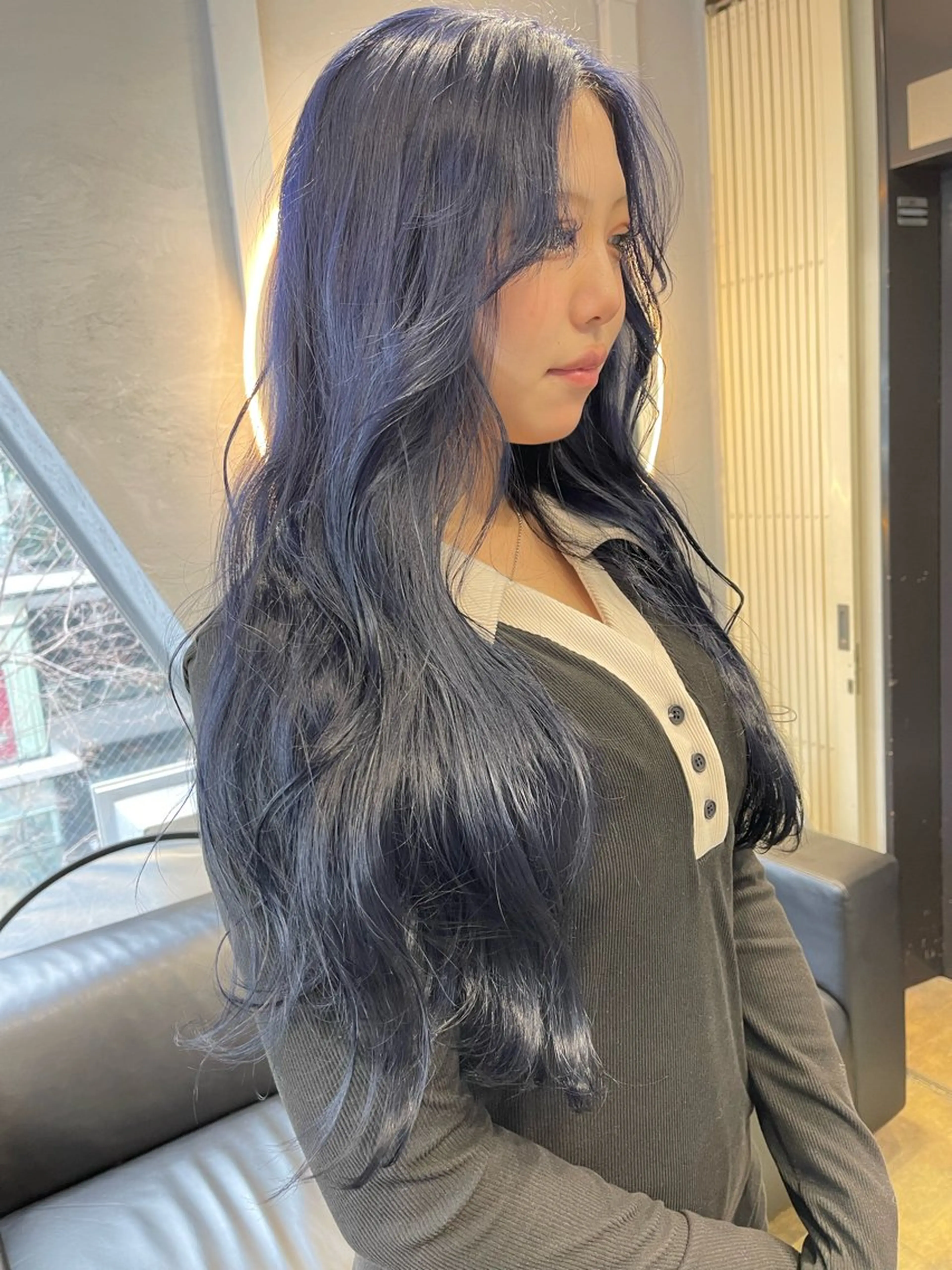 ロング カラー ブリーチ ブルーカラー ケアブリーチ デザインカラー ダブルカラー 宮崎　達也 ブリーチ／レイヤーのヘアスタイル