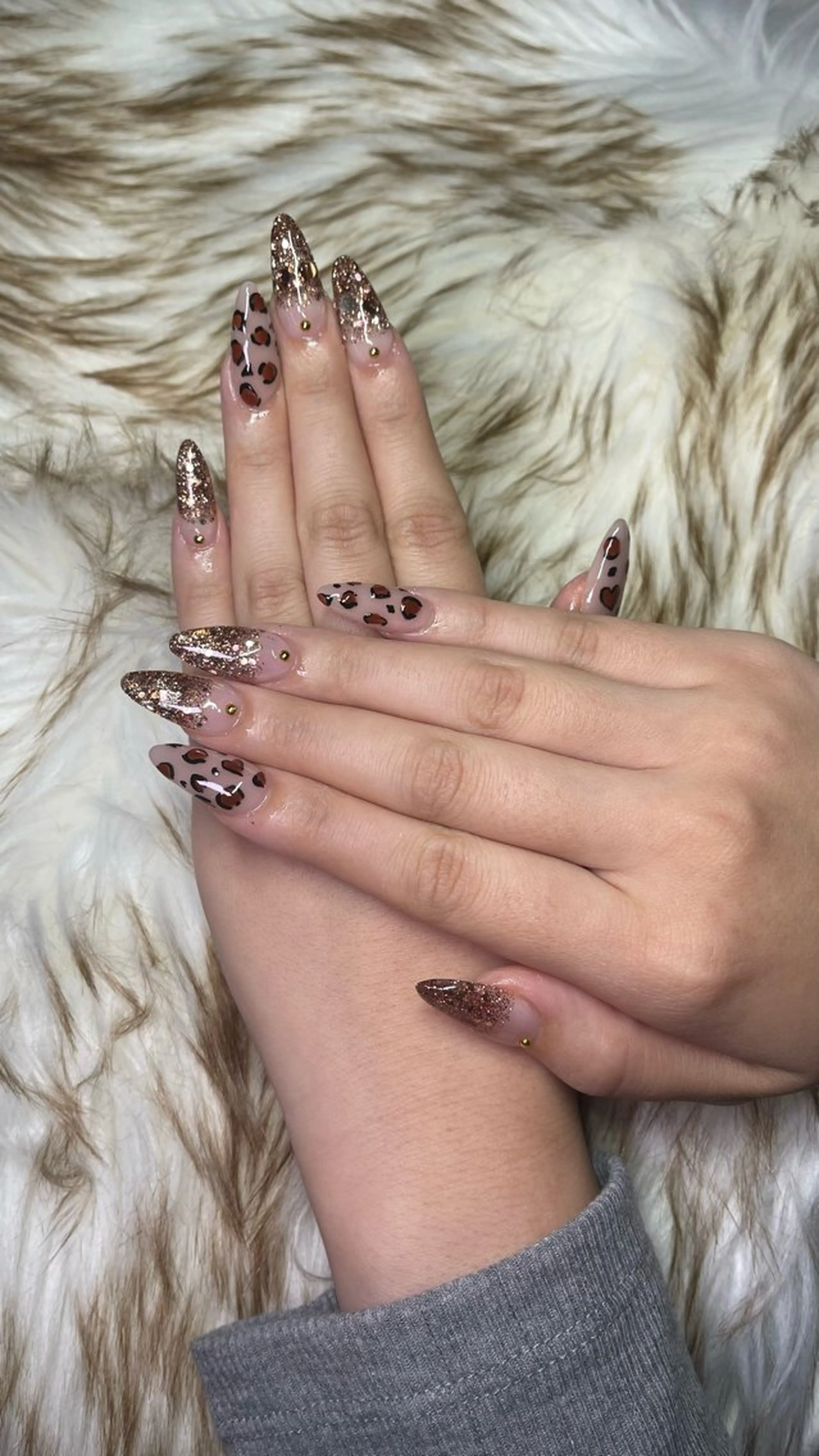 ネイル ハンドネイル NAIL FOCUS Lisaのネイルデザイン