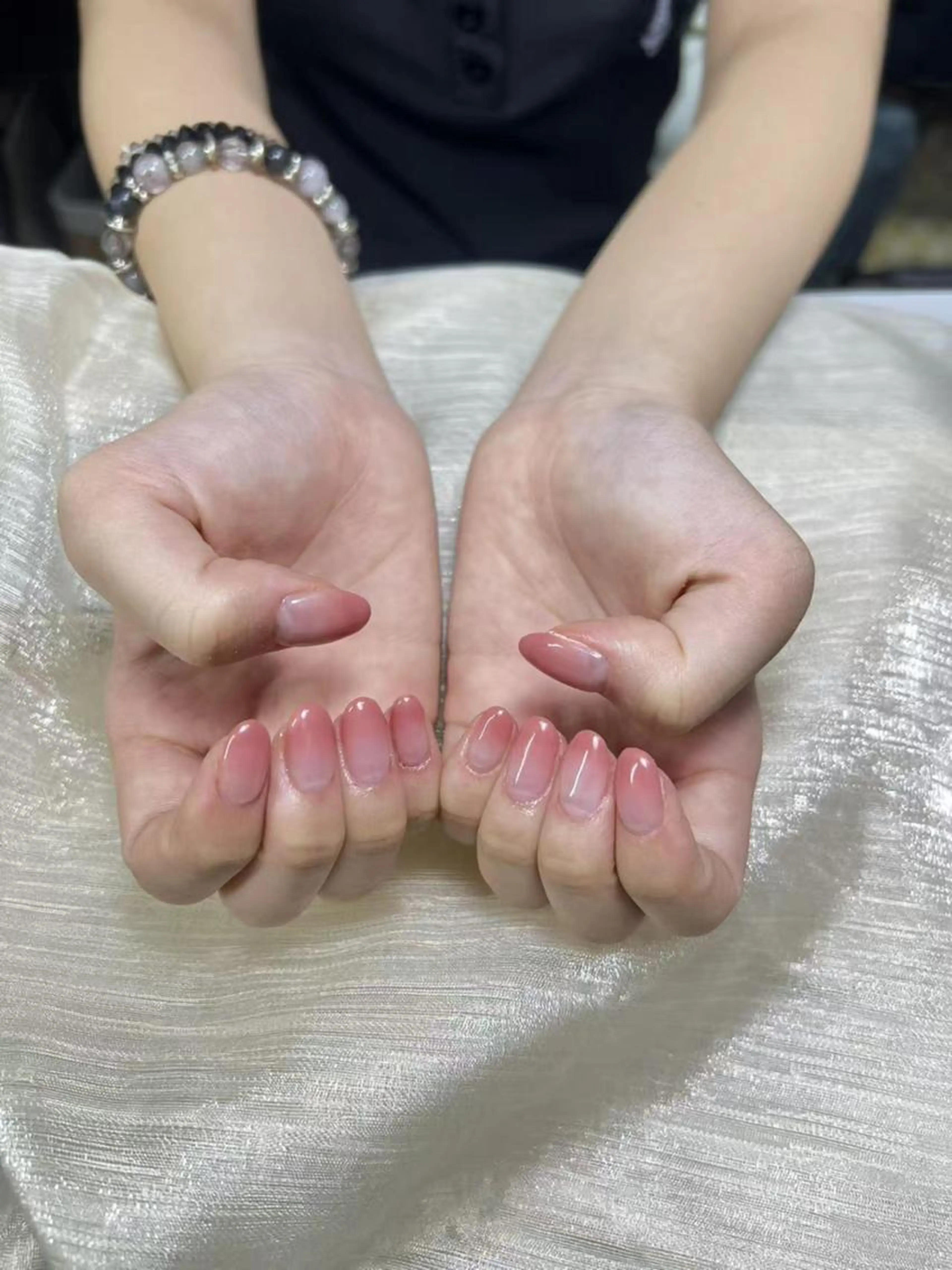 【ハンドジェル】カラーグラデーションの写真