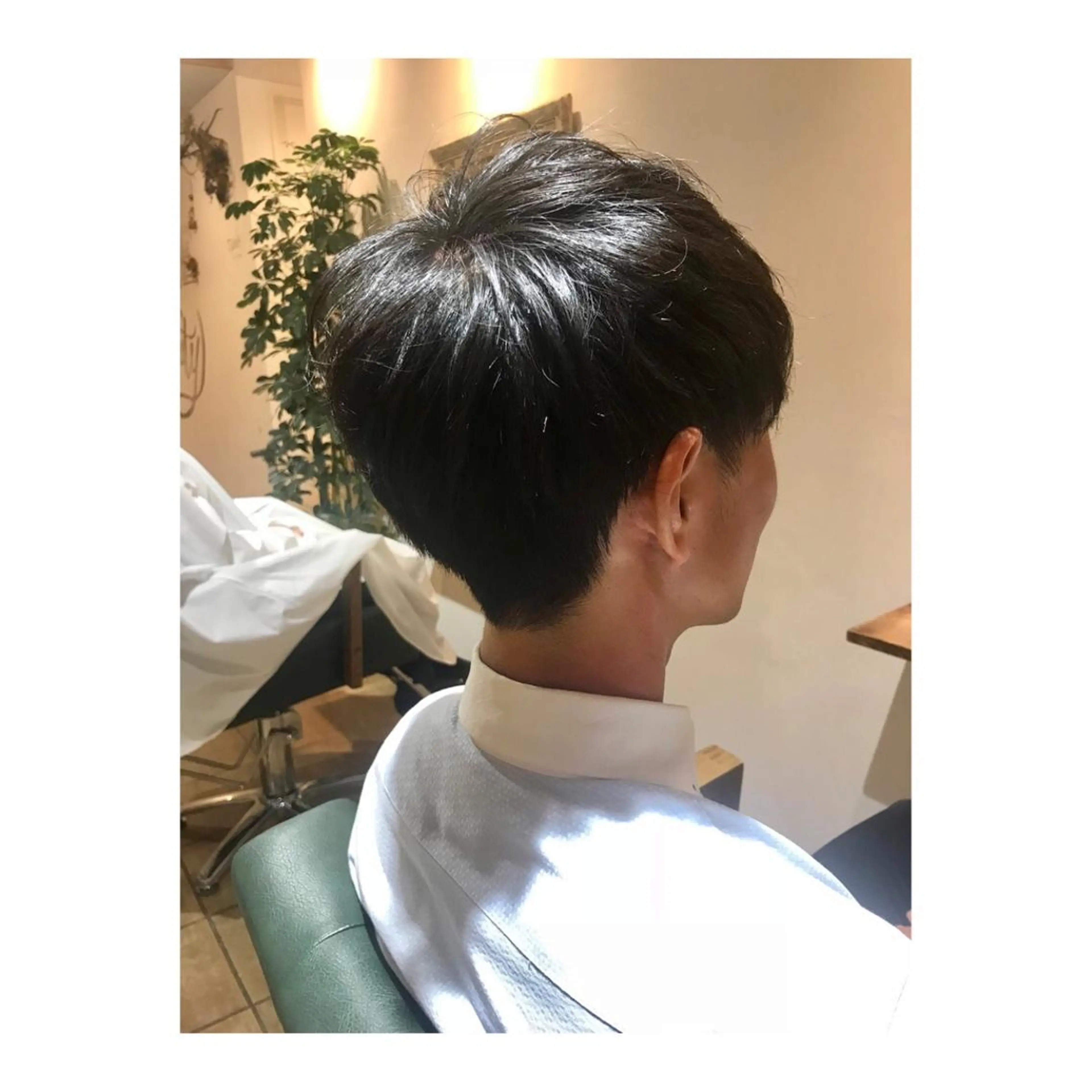 ショート メンズ 顔周りカット 河野 行史のヘアスタイル