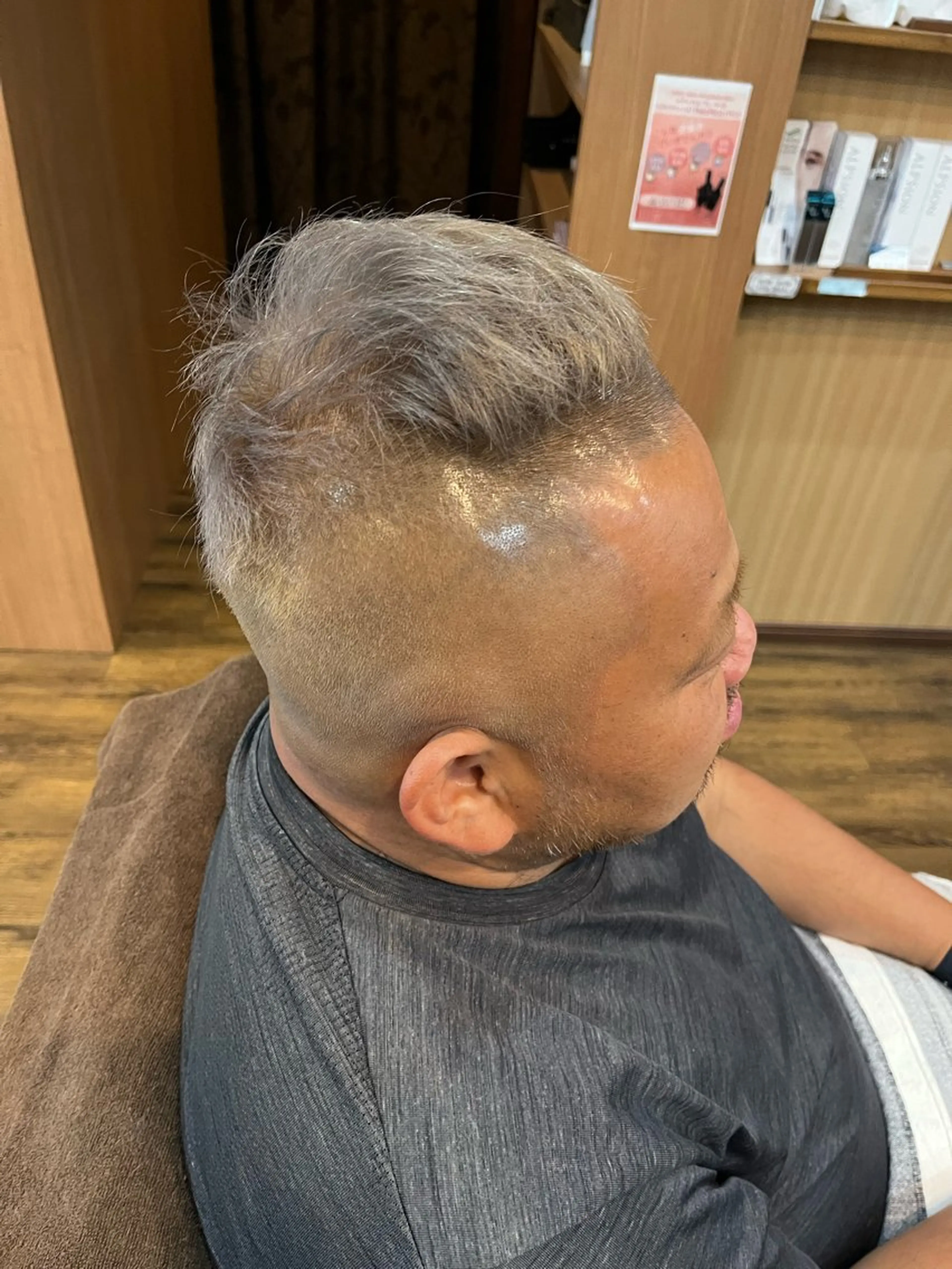 ショート カラー シルバー Lamie所属・大人女子&髪改善専門 Nobuフリーランスのヘアスタイル