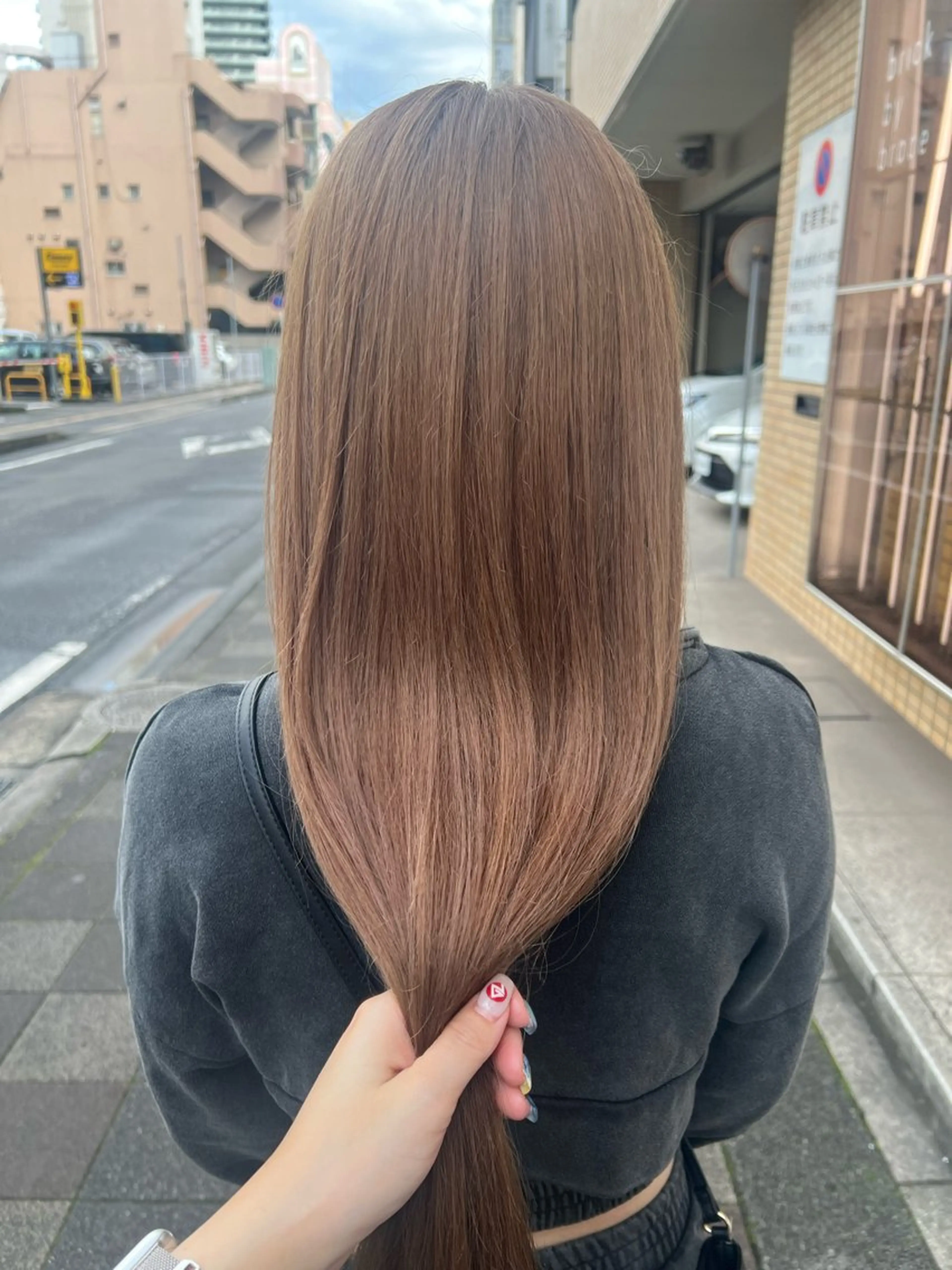 ロング カット ヘアカラー yuuna. 🪽のヘアスタイル