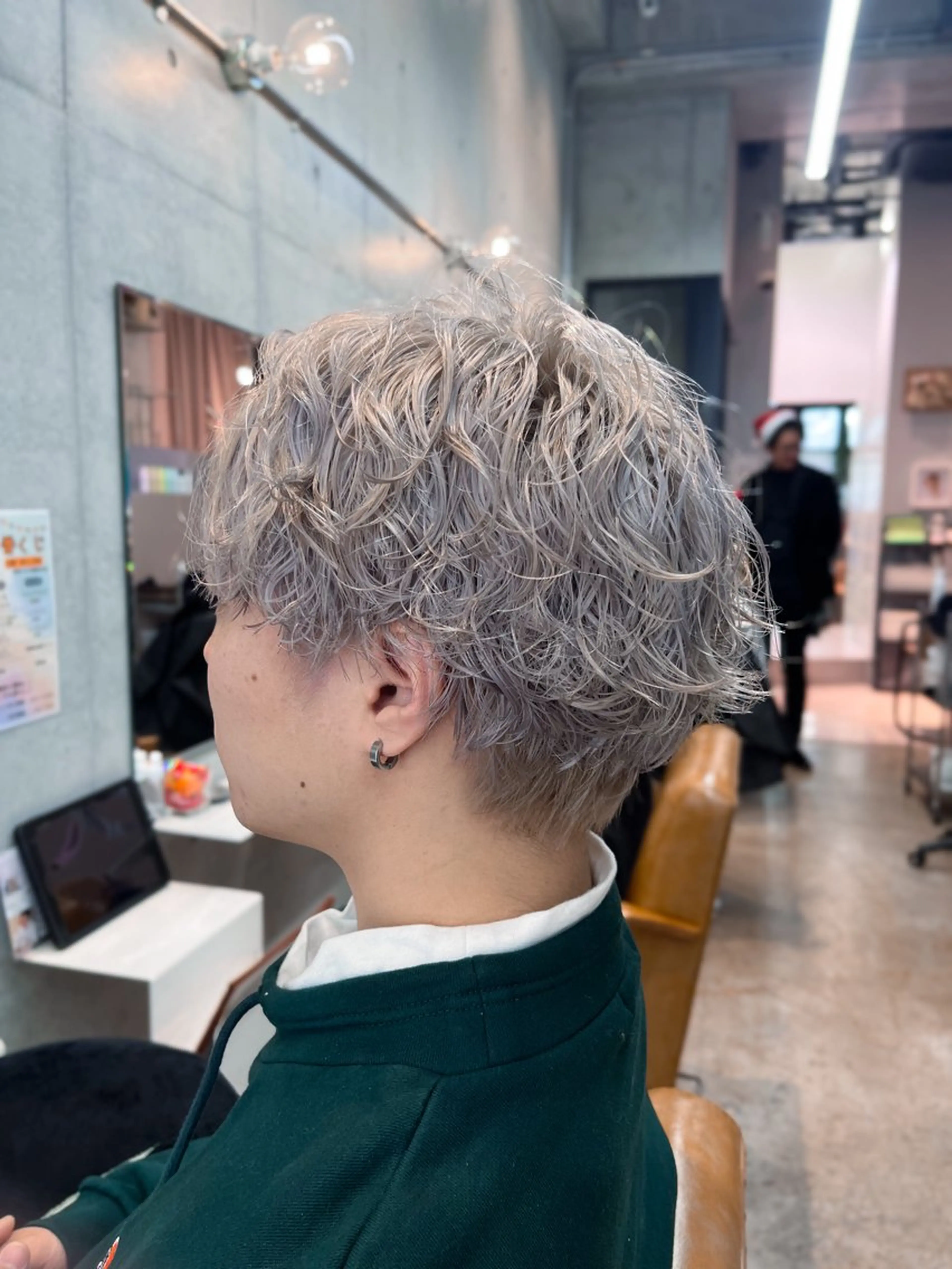 カラー ルーツカラー/ レイヤーカット/井川のヘアスタイル