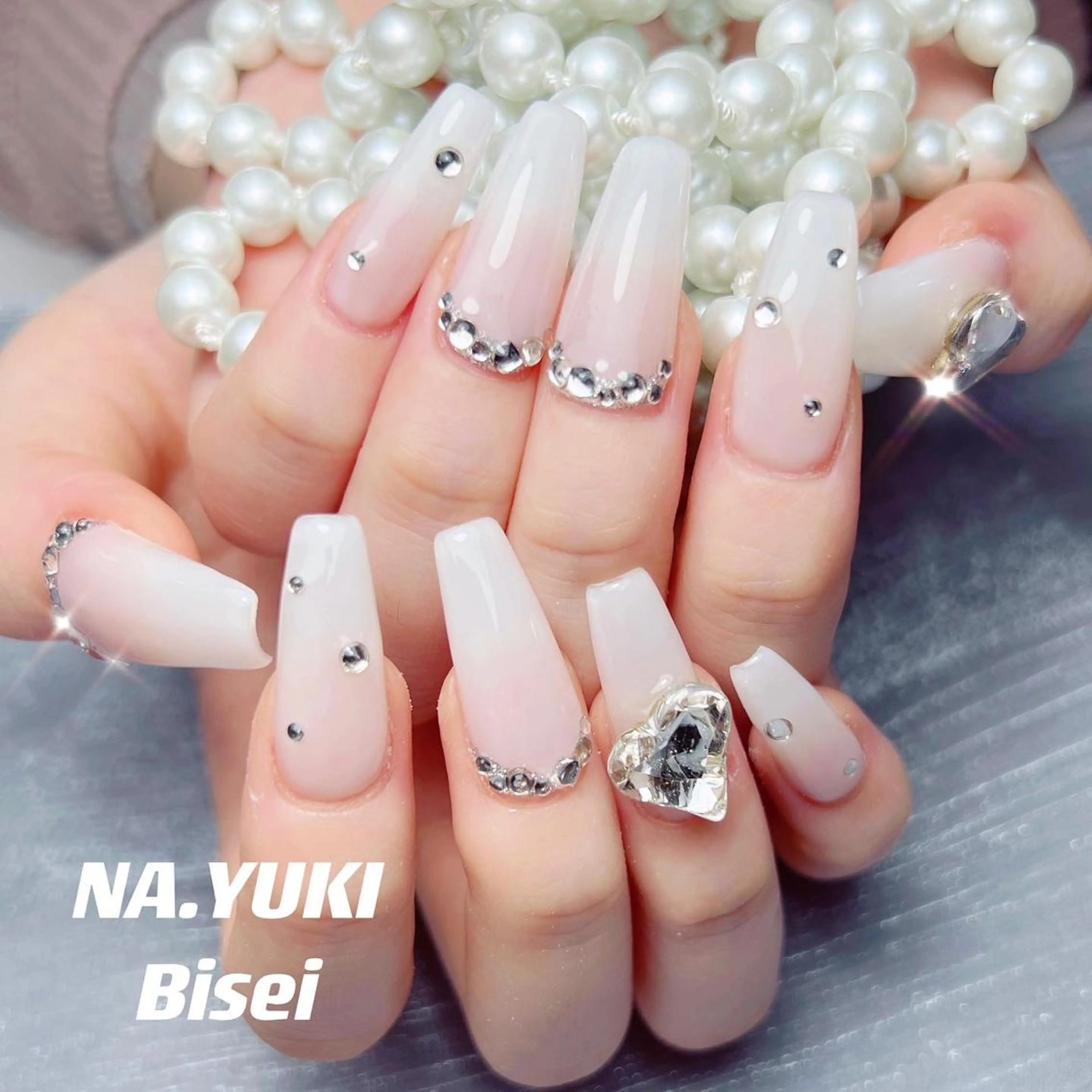 ネイル ハート ハンドネイル ハンドケア ナユキNA.YUKI 池袋店のネイルデザイン