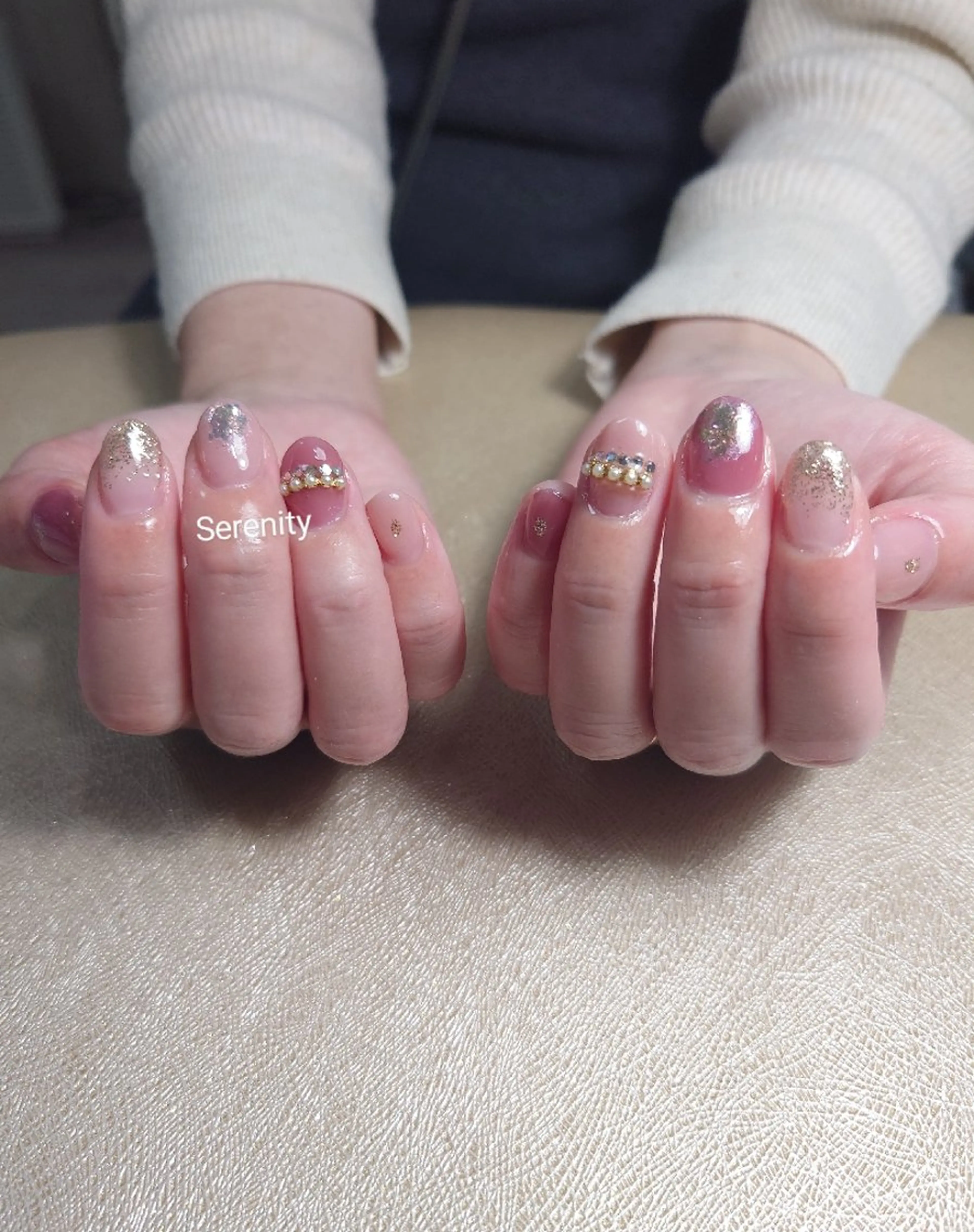 ネイル キラキラネイル ピンク nail  serenityのネイルデザイン